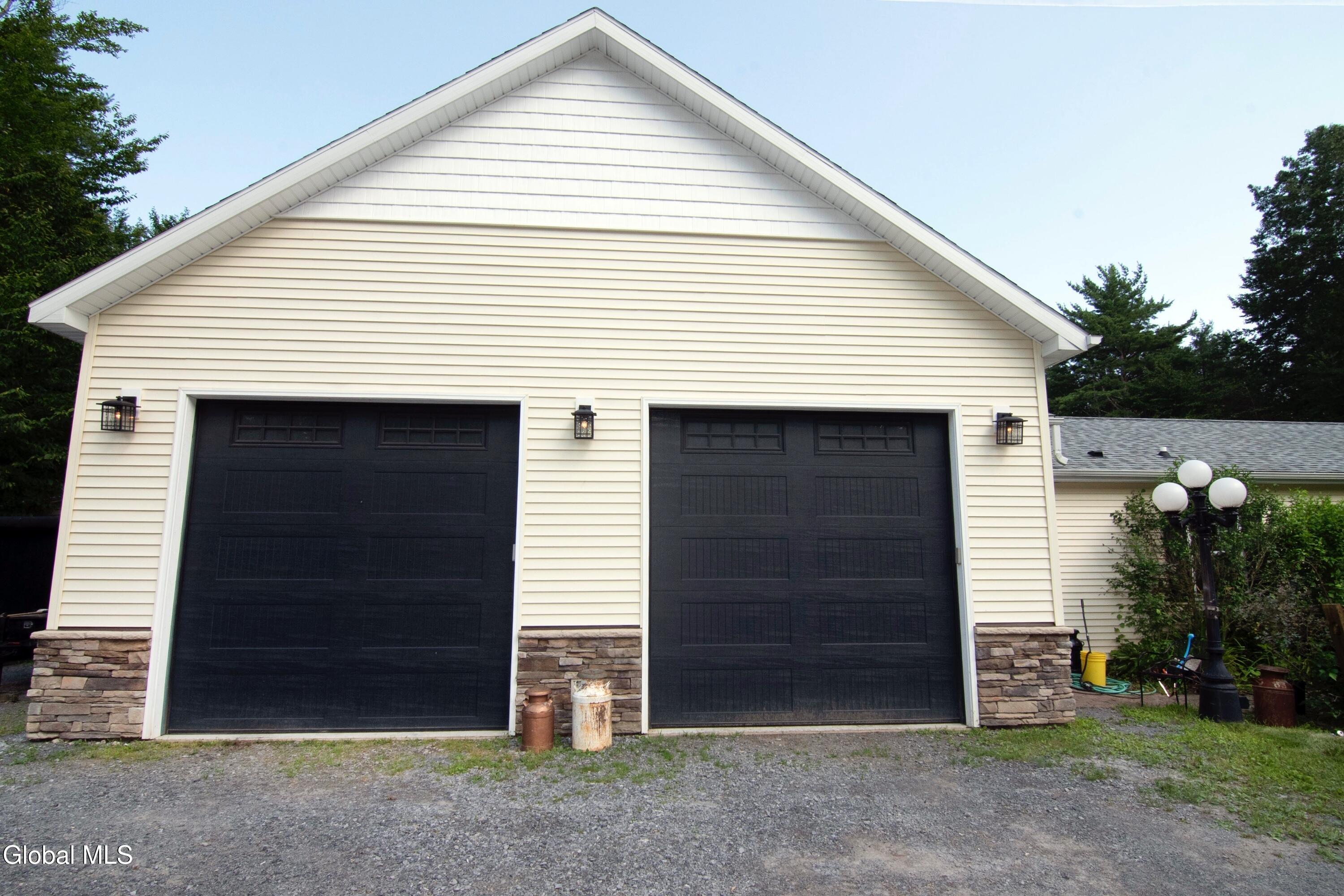 122 Plank Road