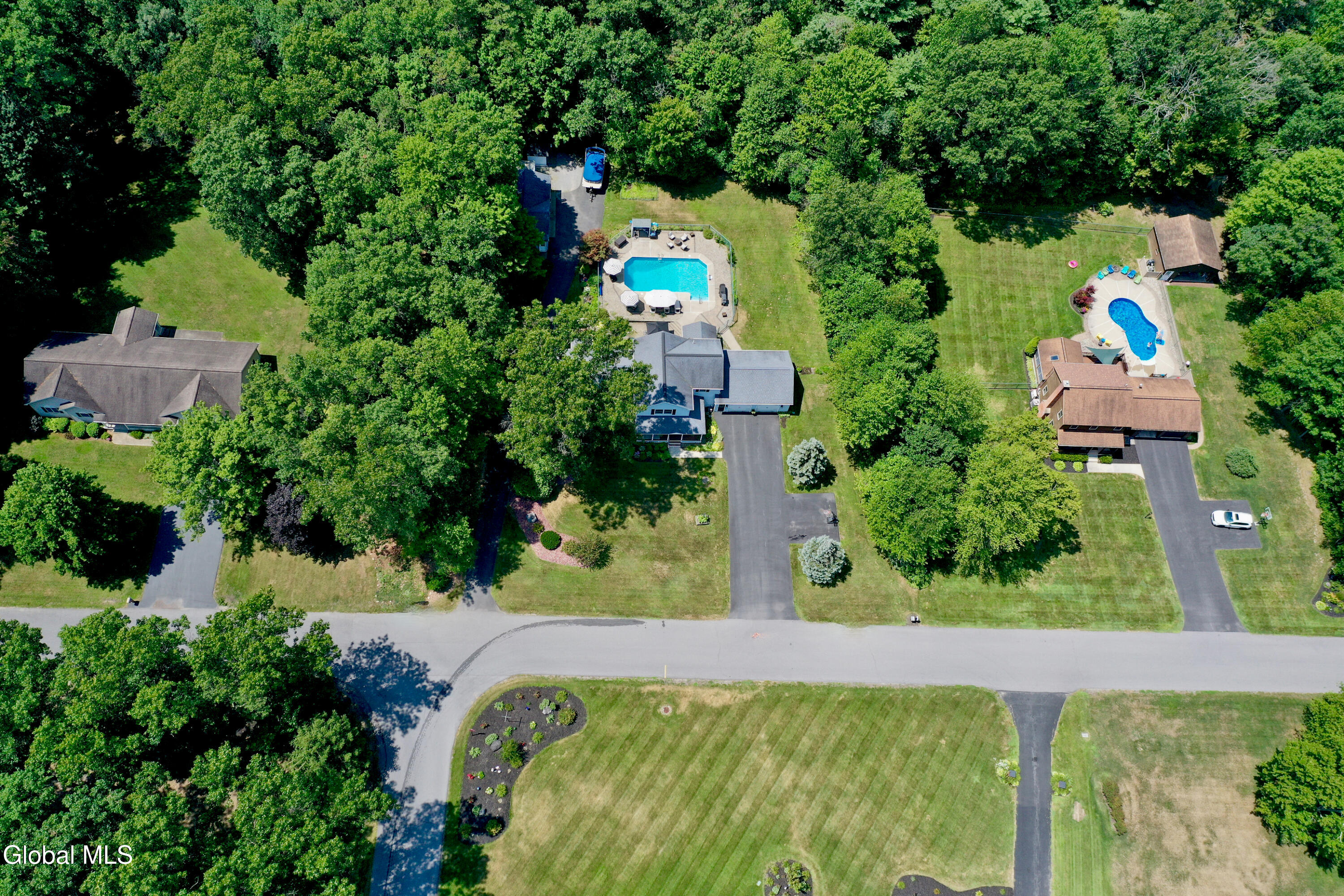 24 Cashemere Drive