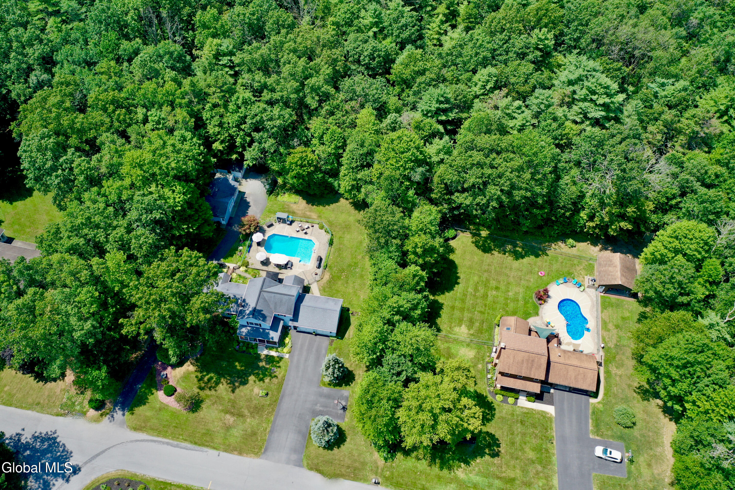 24 Cashemere Drive
