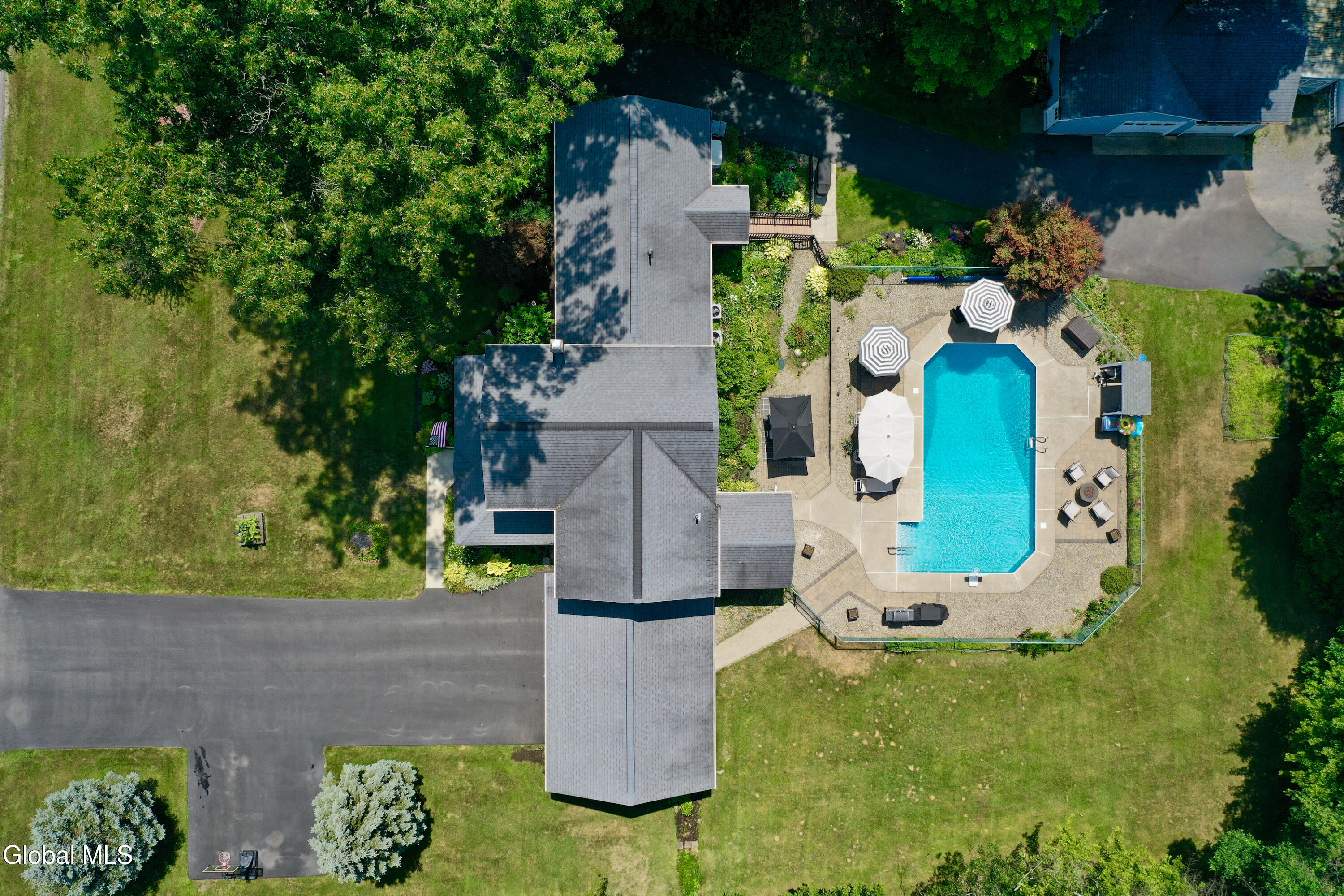 24 Cashemere Drive