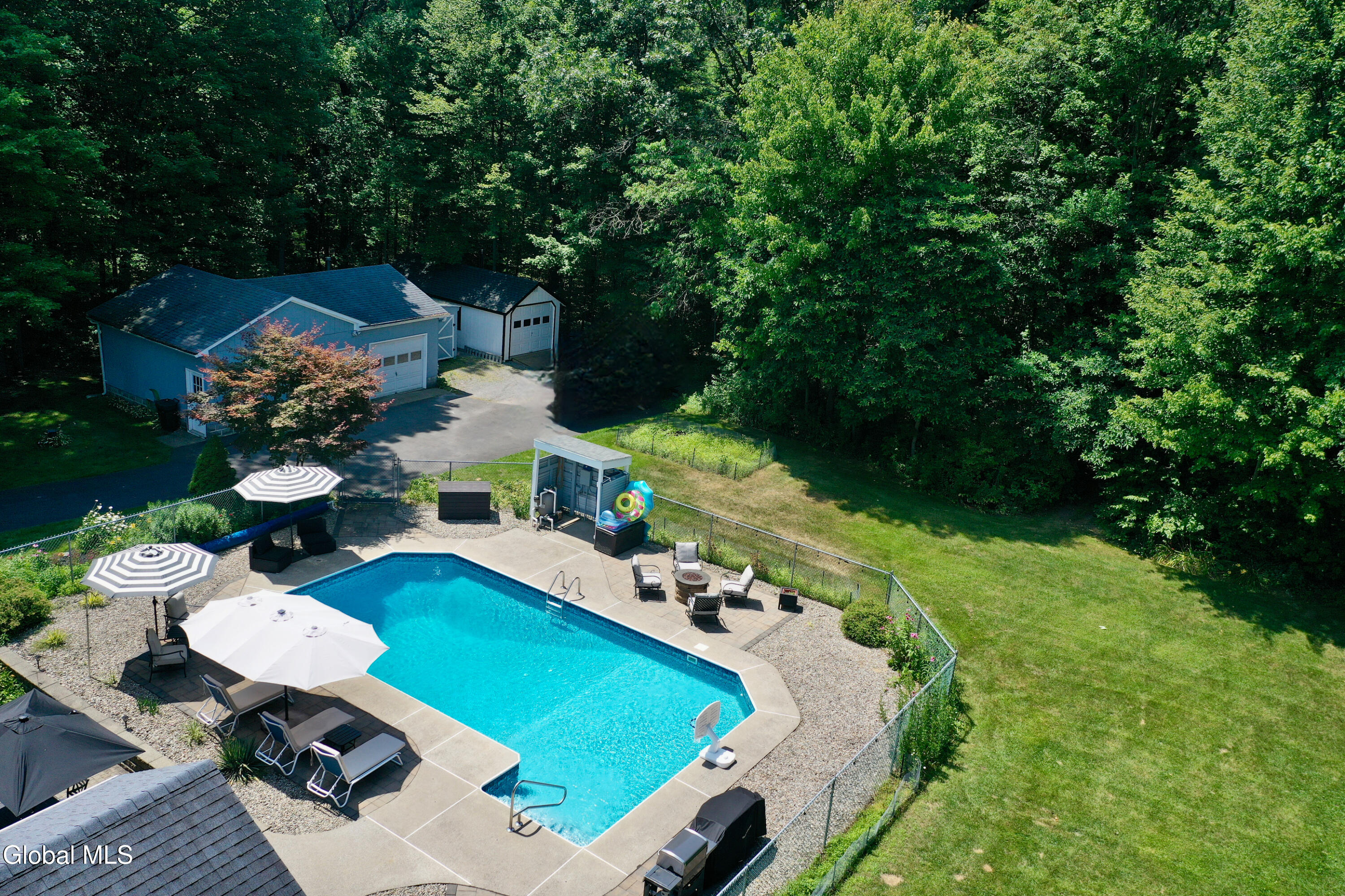 24 Cashemere Drive