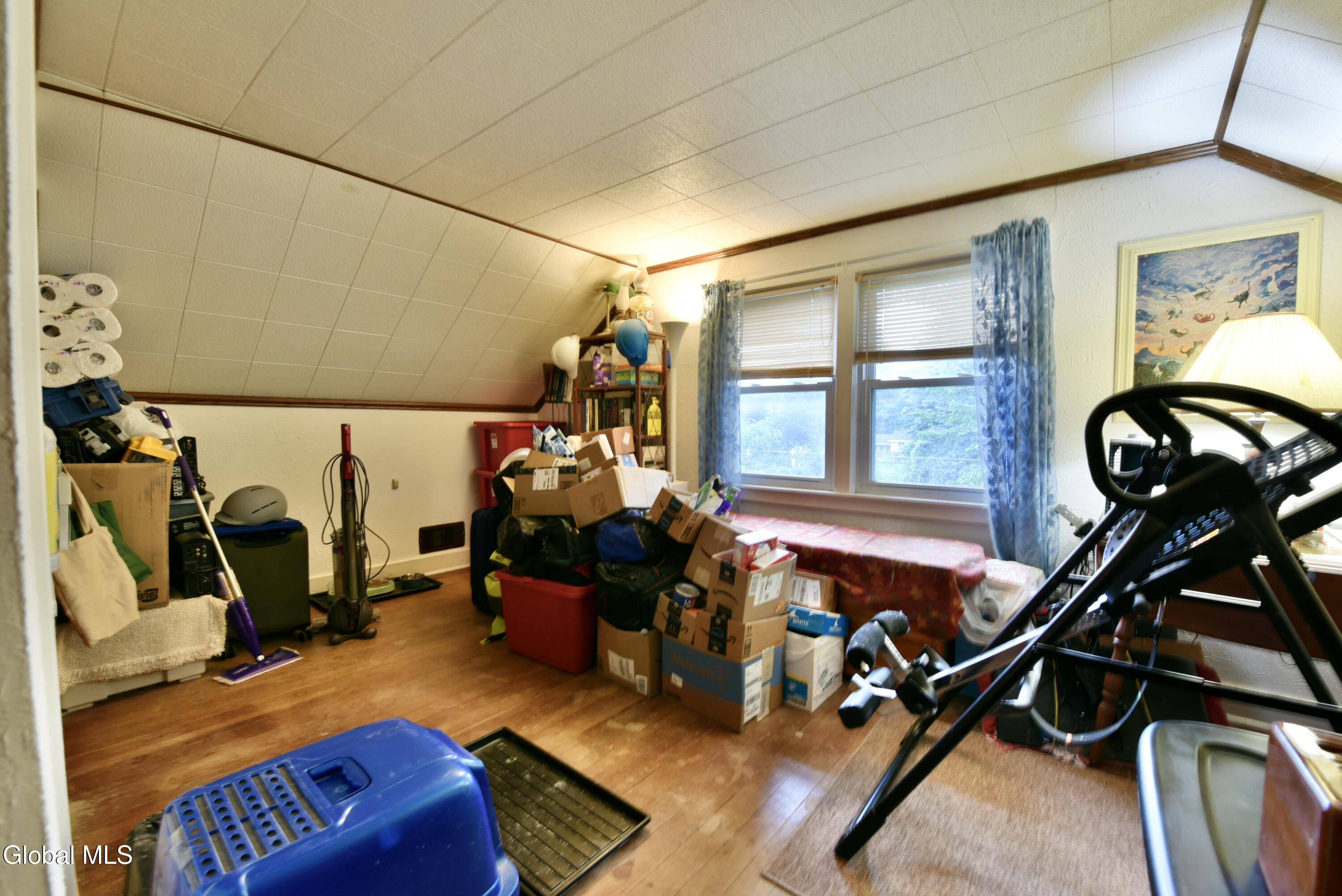 81 Dixon Road