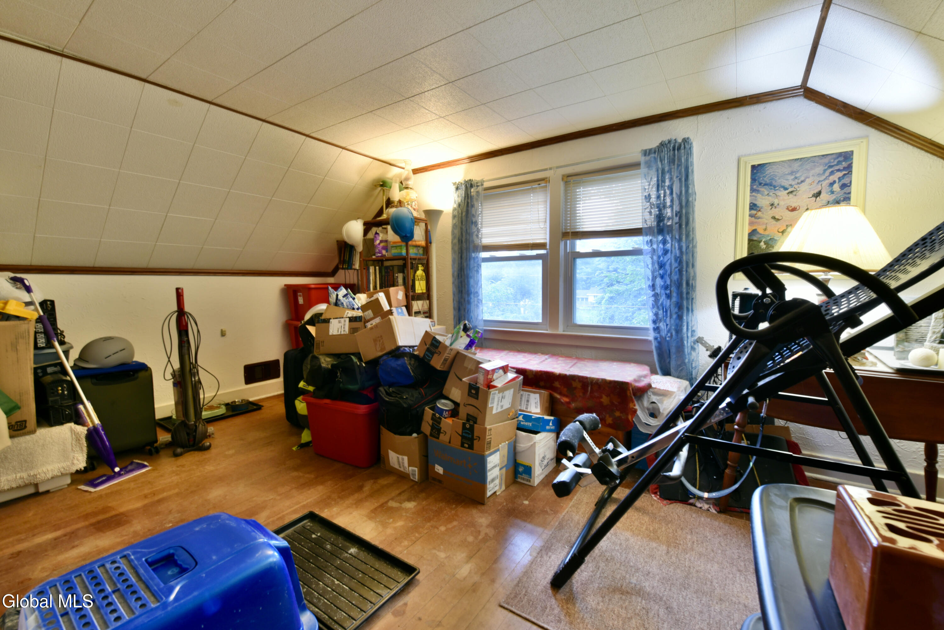 81 Dixon Road