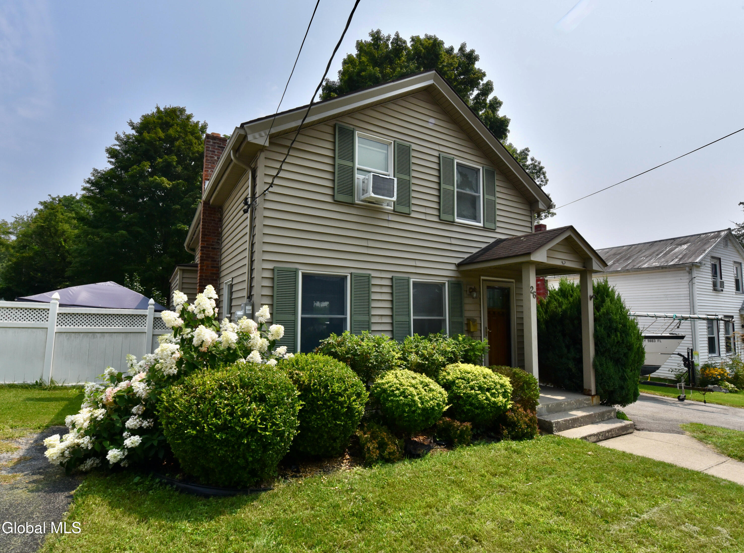 26 Center Street