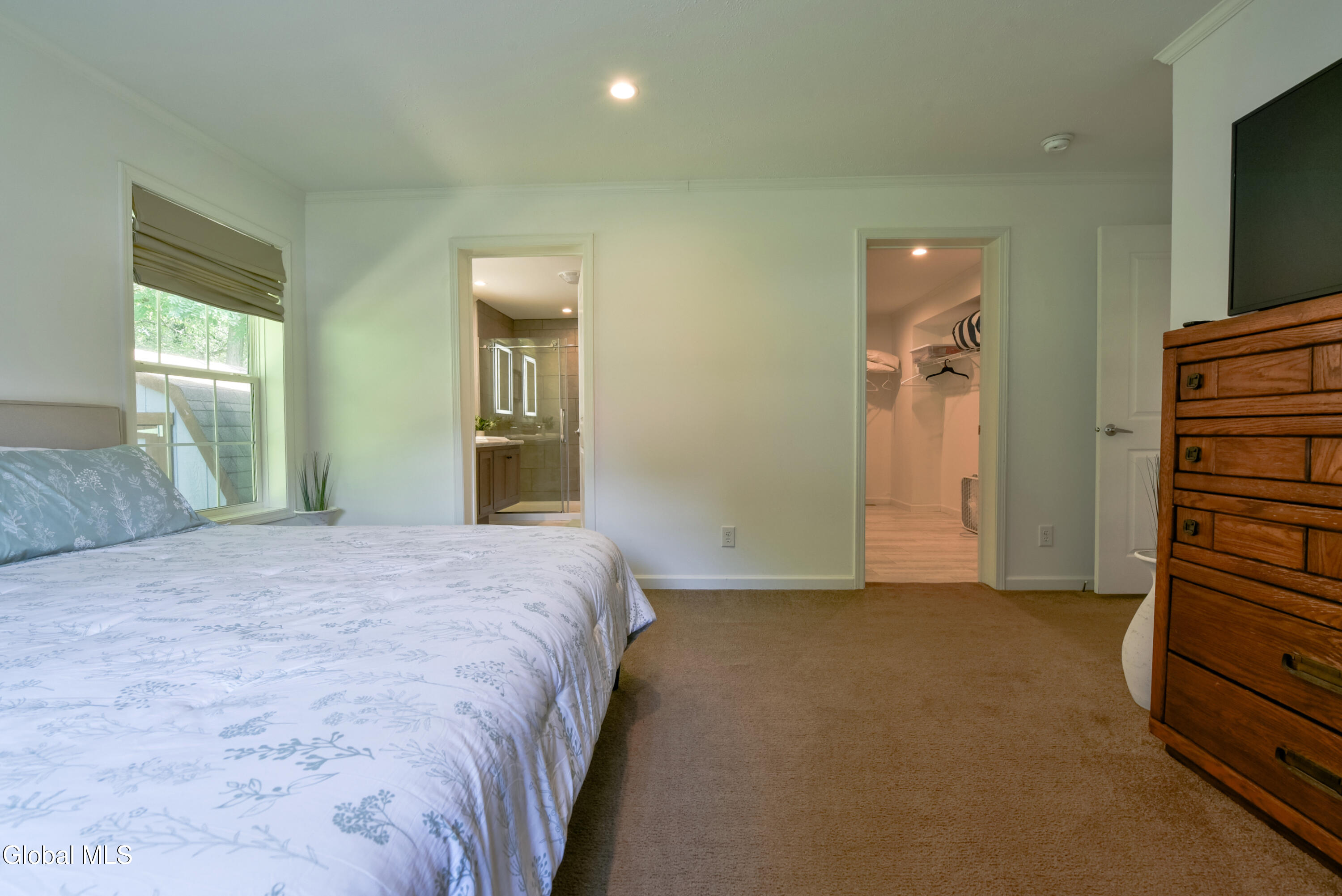 15 Haines Street
