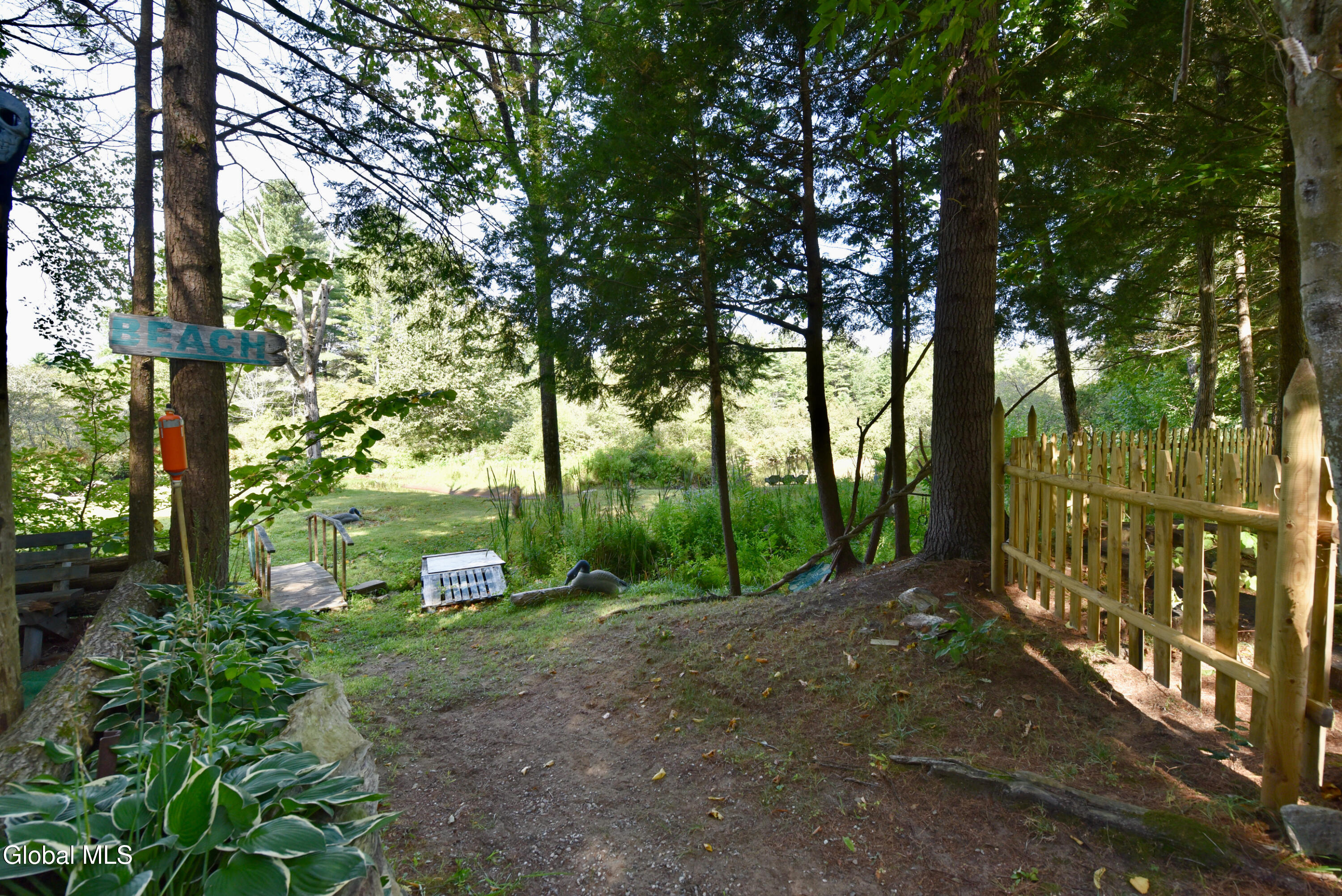 550 N Creek Road