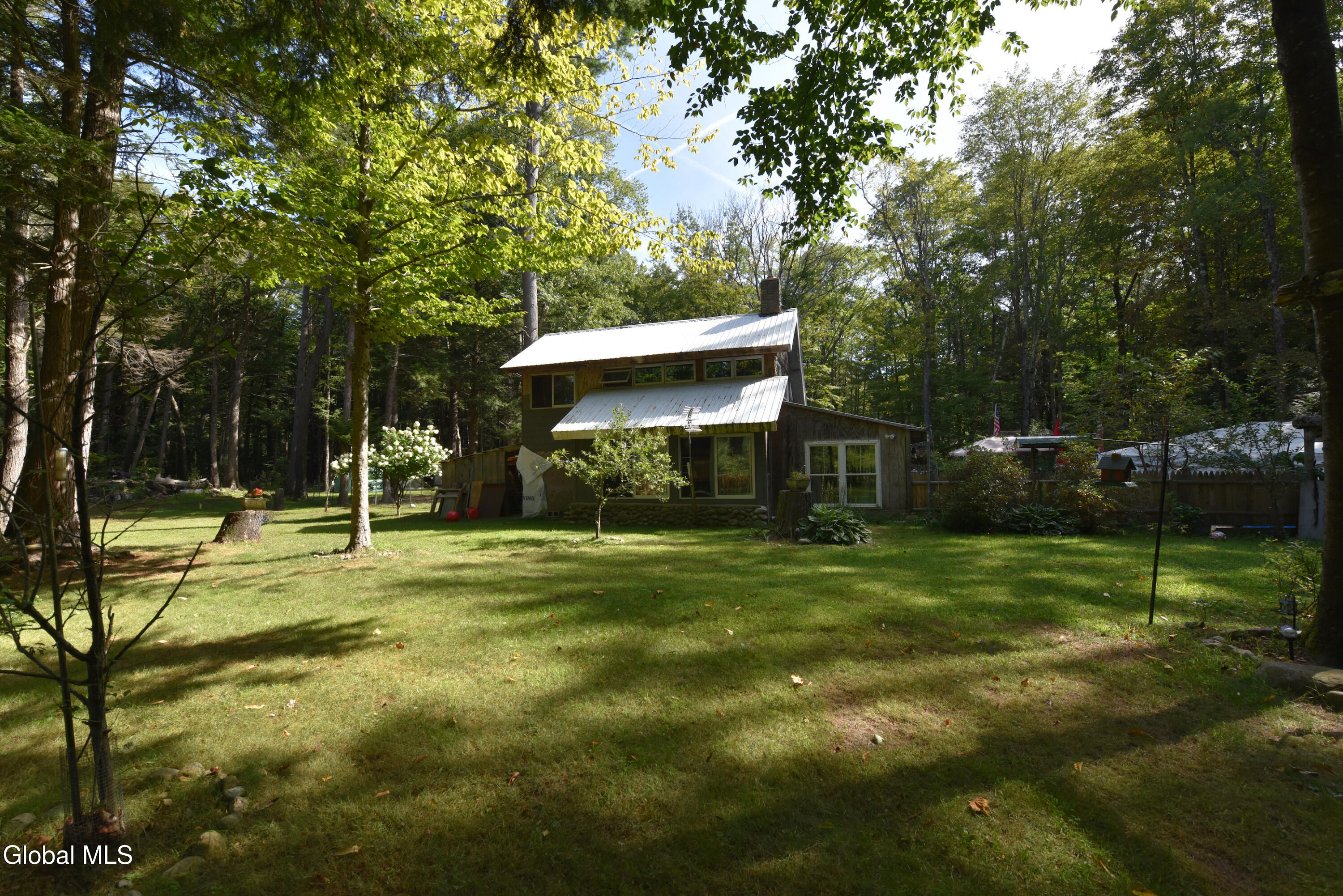 550 N Creek Road
