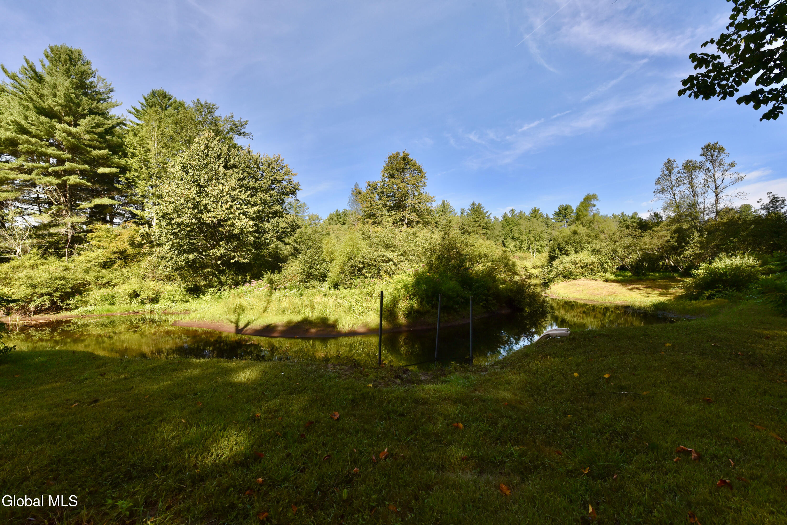 550 N Creek Road