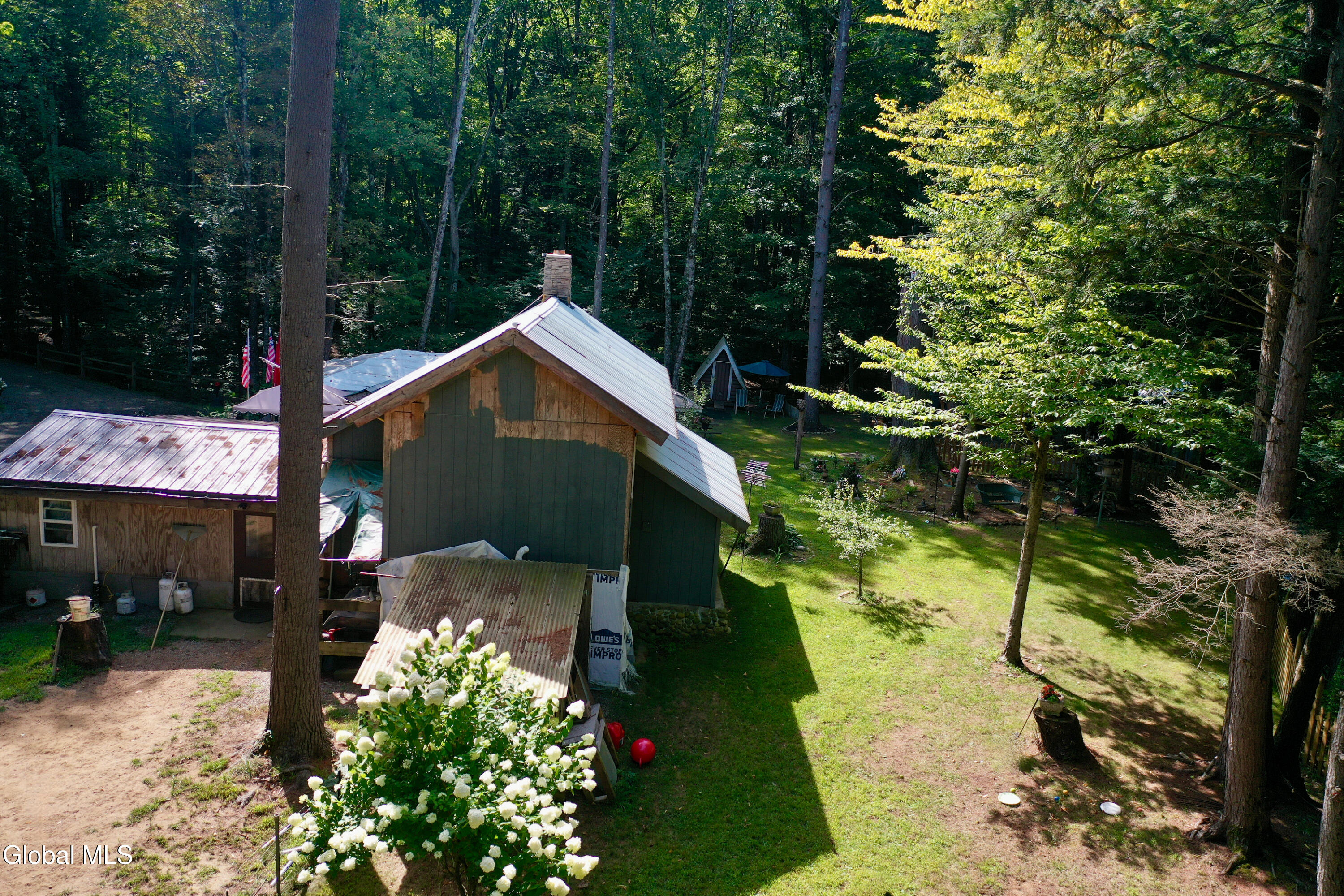 550 N Creek Road