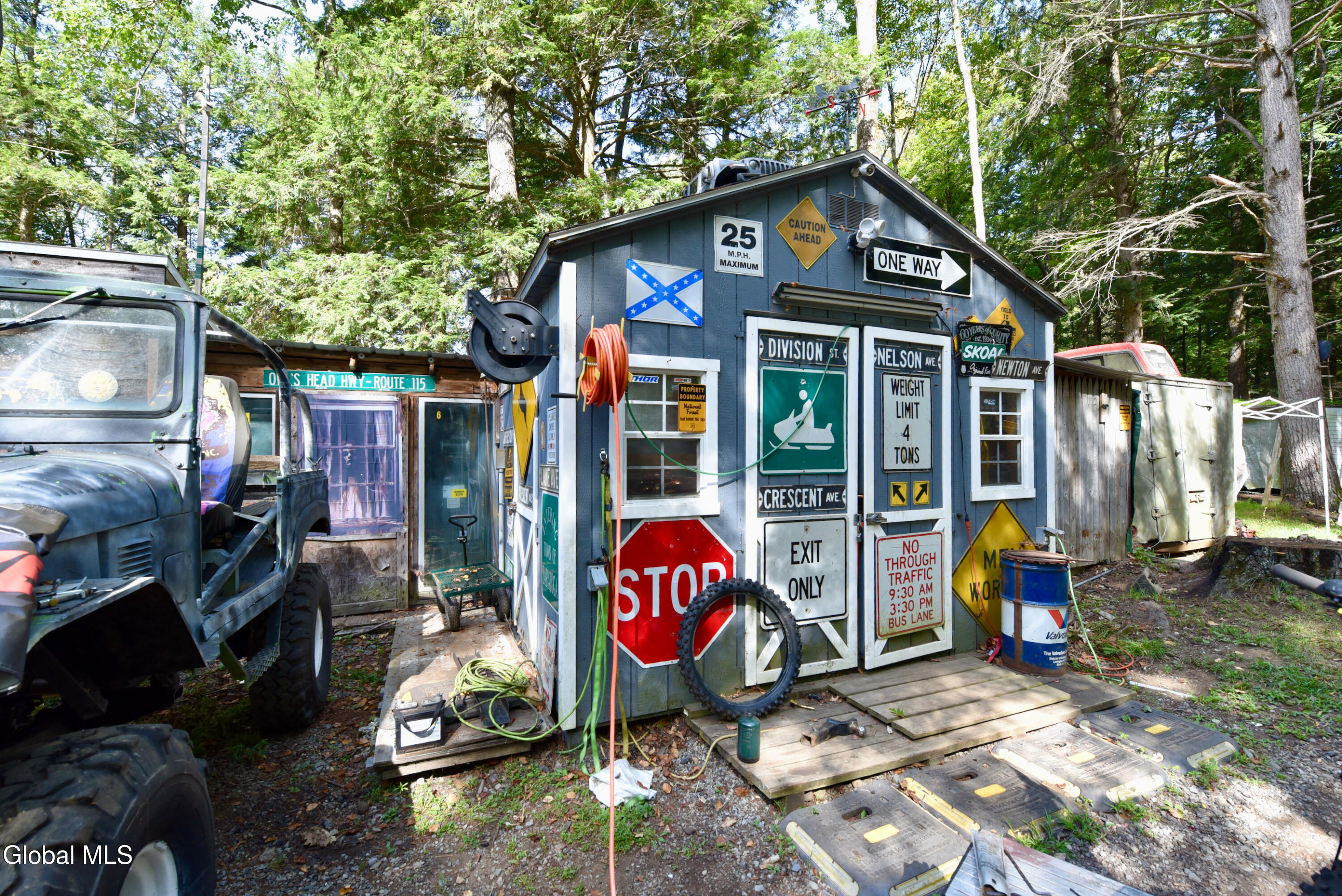 550 N Creek Road