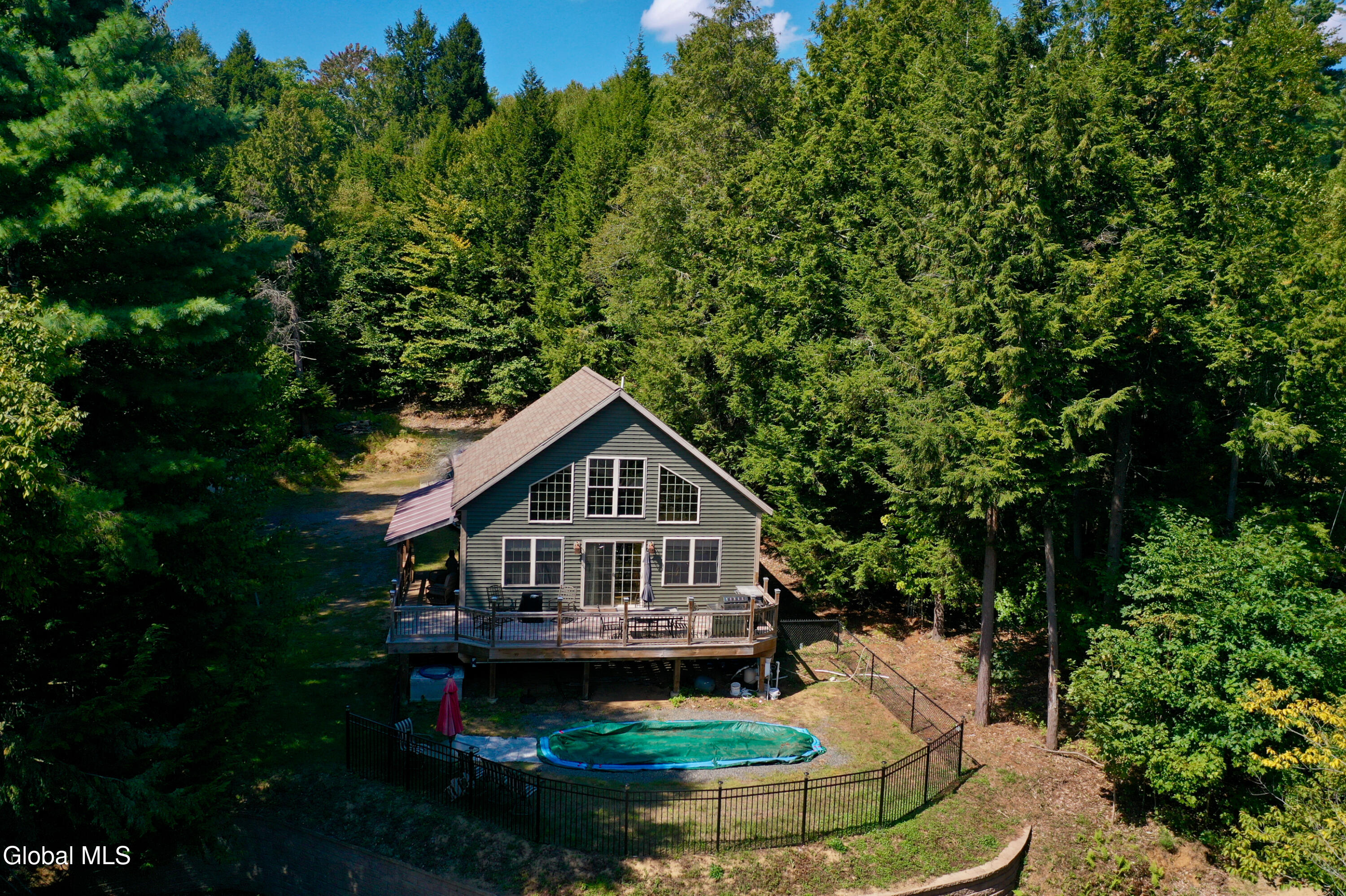 34 Saratoga Avenue