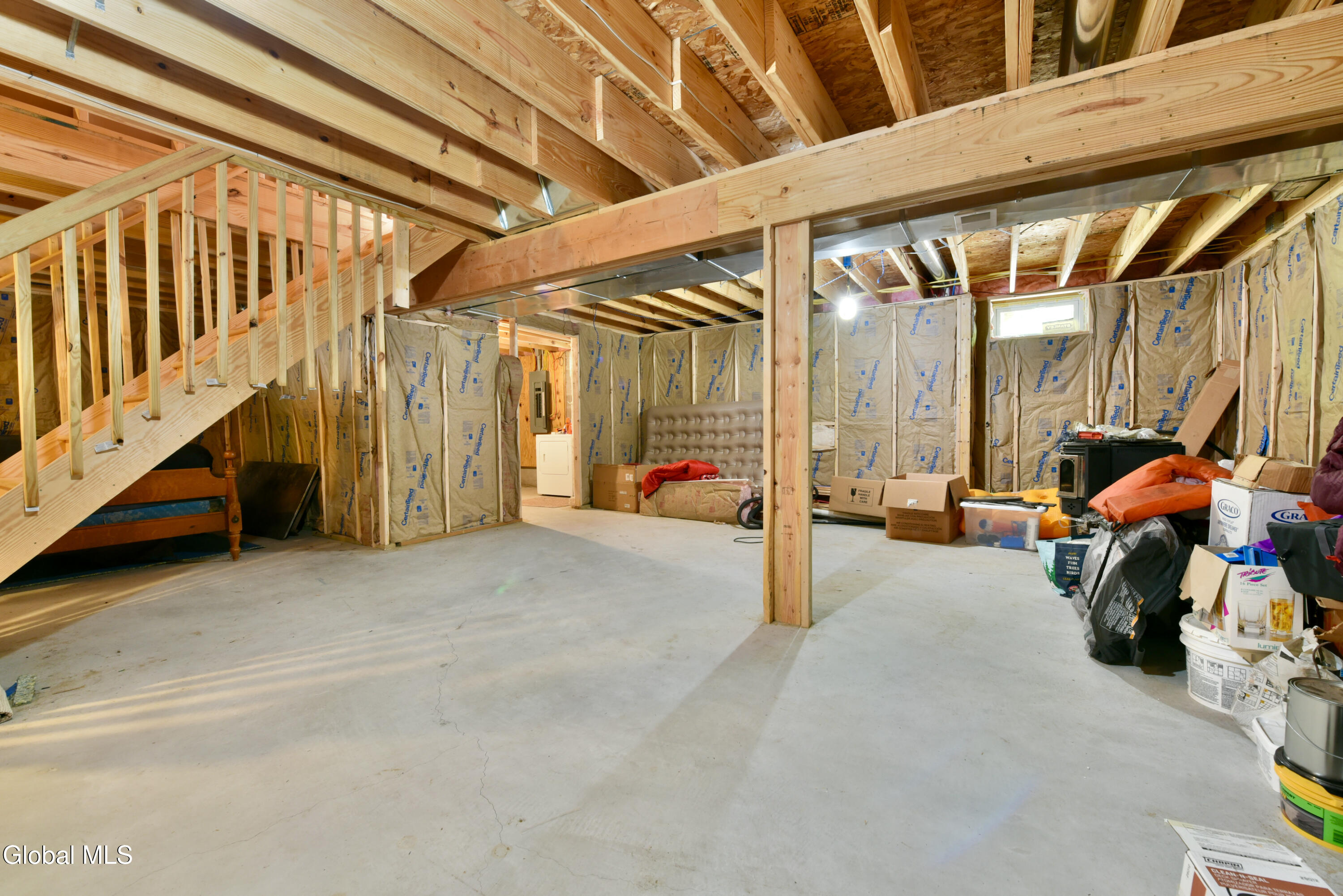 34 Saratoga Avenue