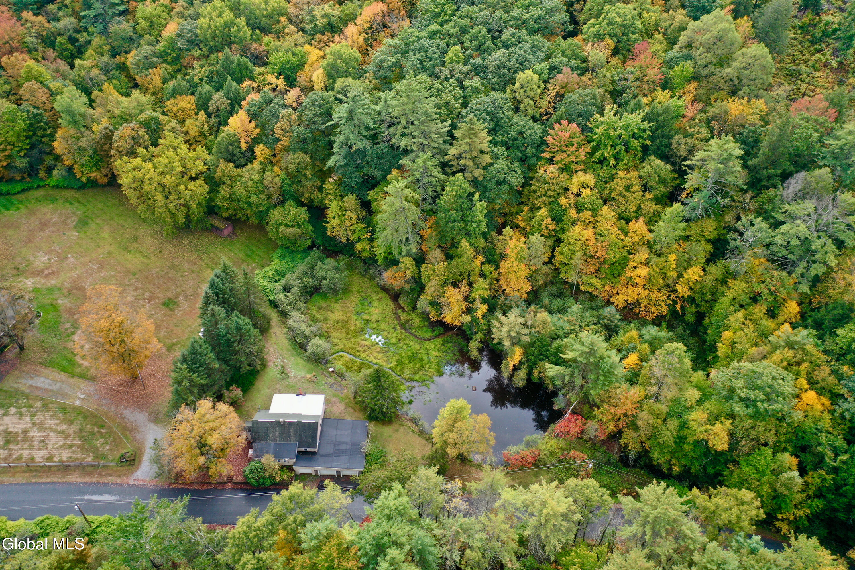 318 Howe Road