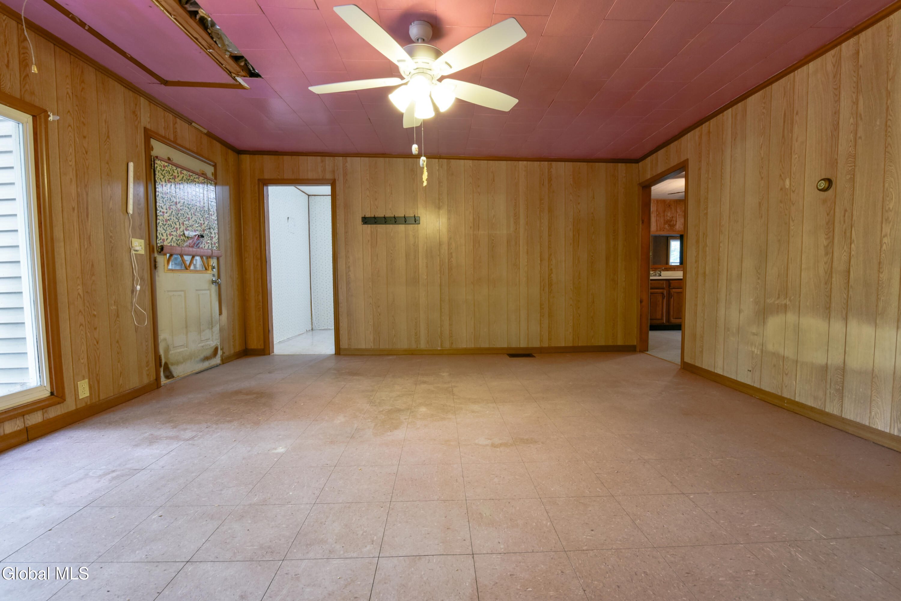 318 Howe Road