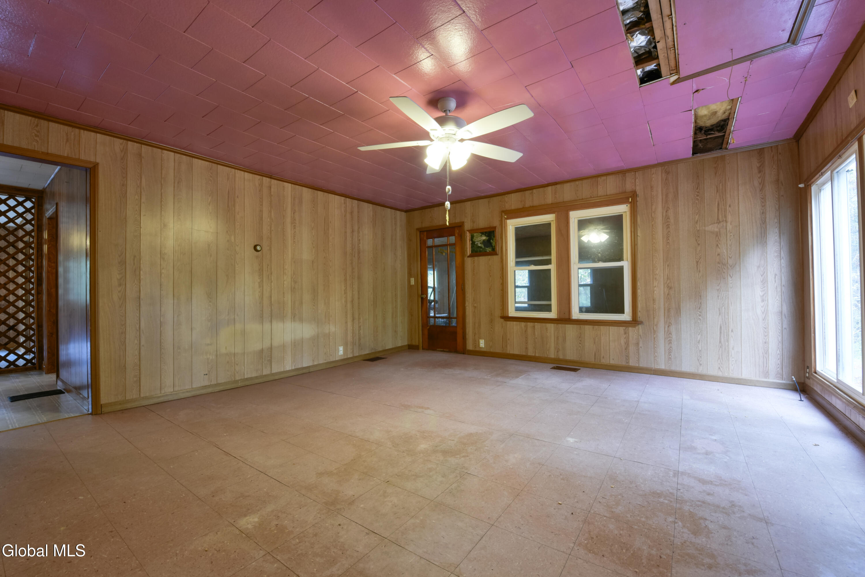 318 Howe Road