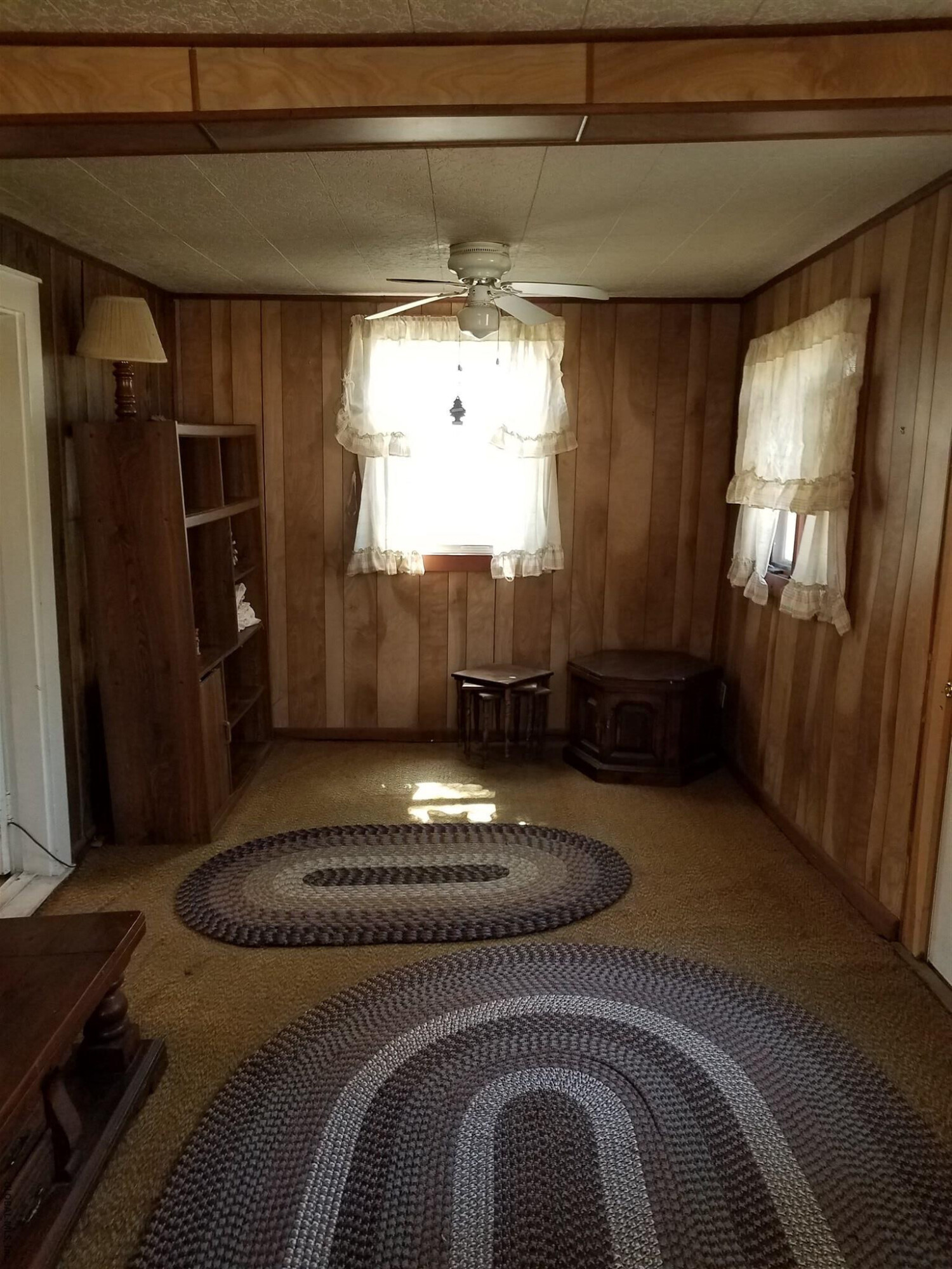4 DELAVAN Avenue, Greenfield