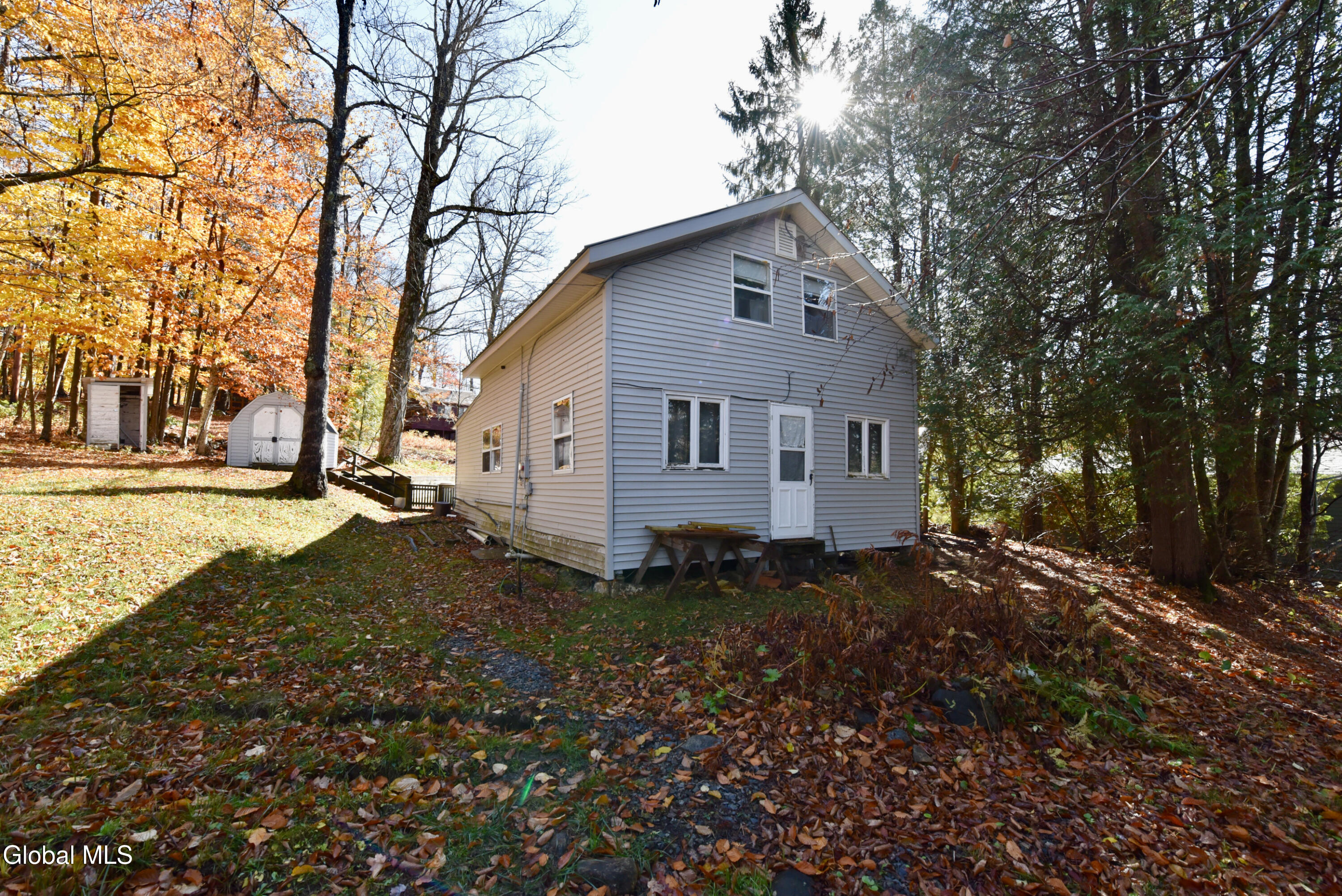 4 DELAVAN Avenue, Greenfield