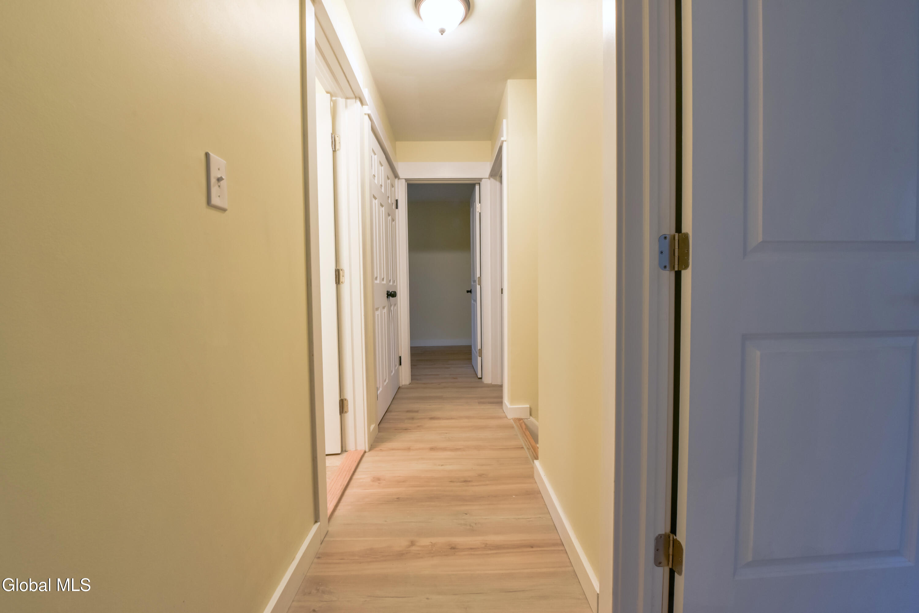 1011 Middleline Road