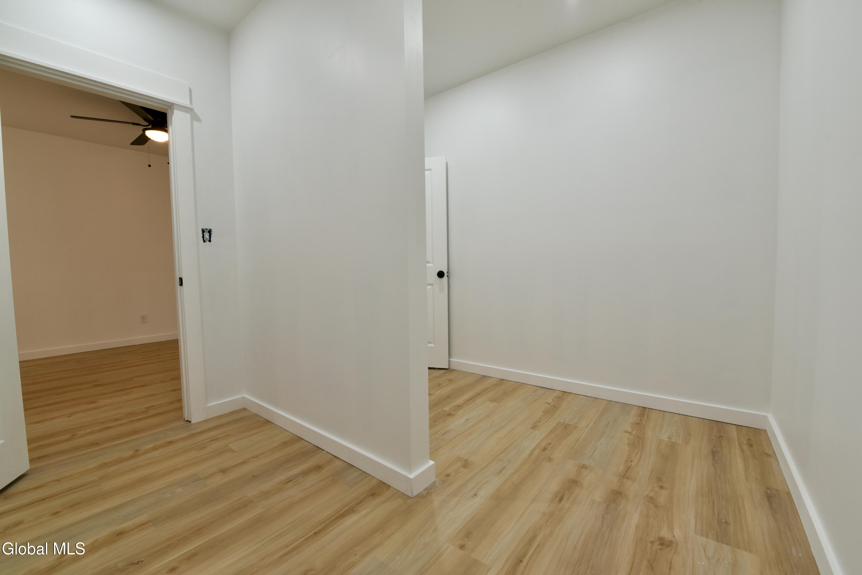 1011 Middleline Road