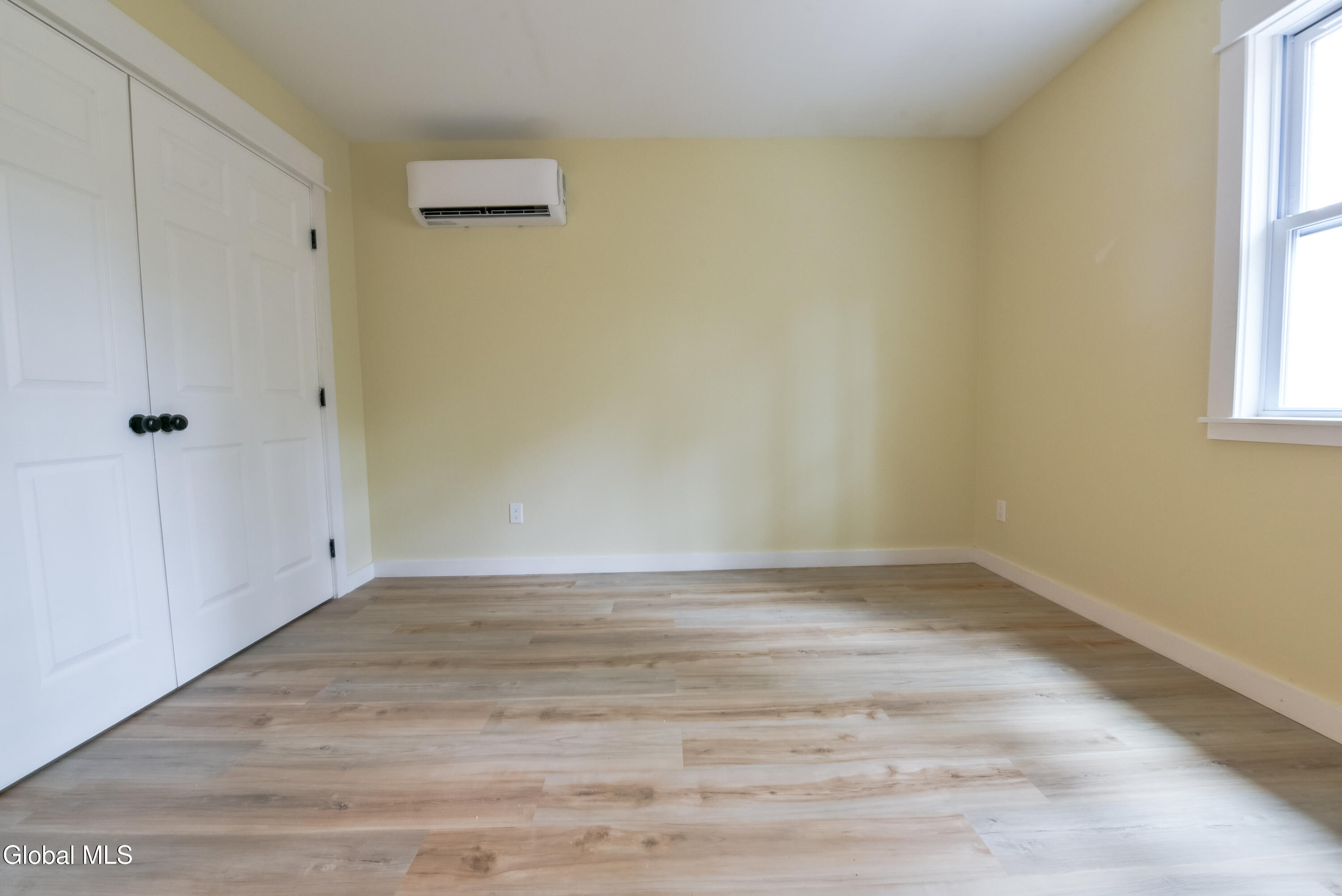 1011 Middleline Road