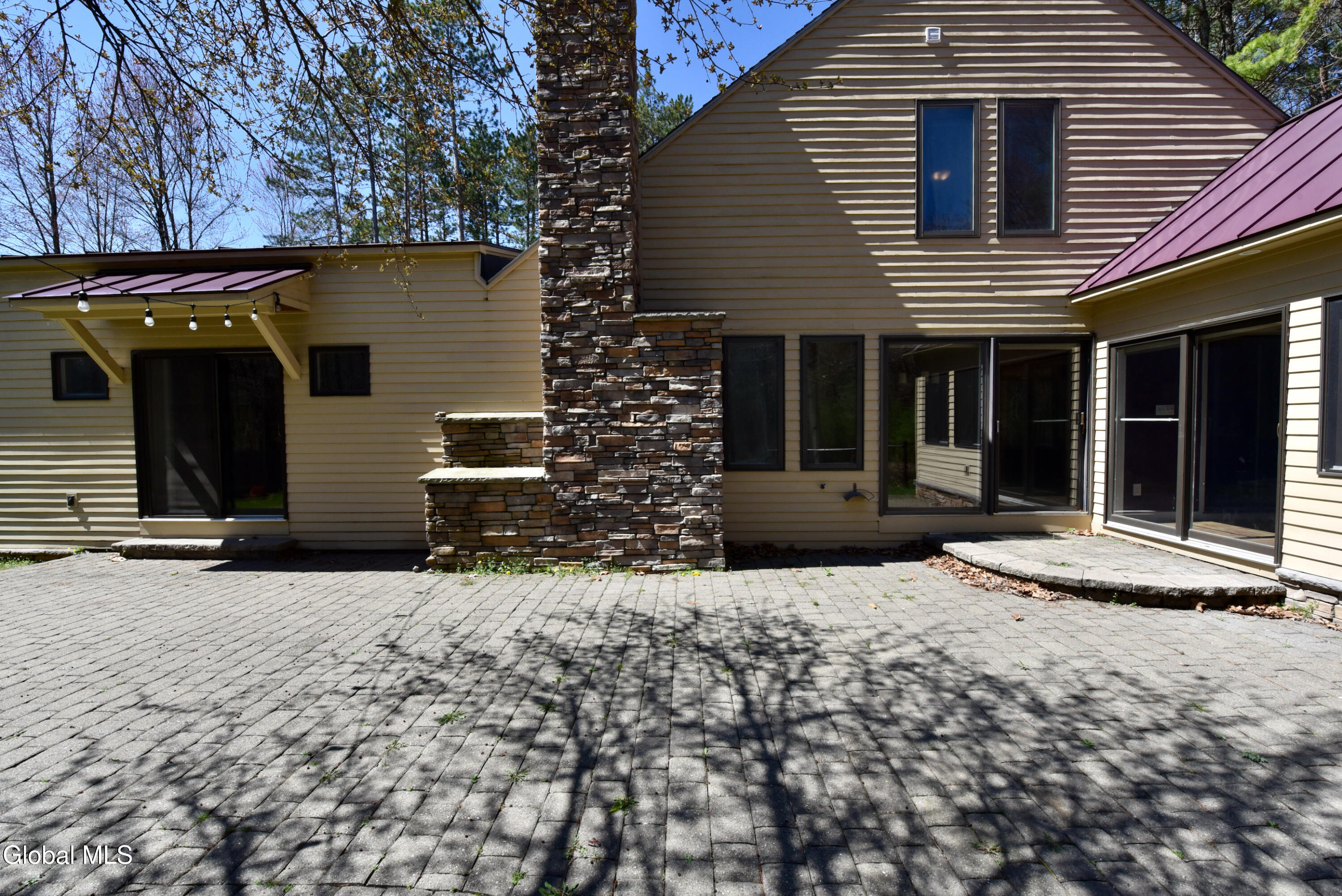 321 Ruggles Road