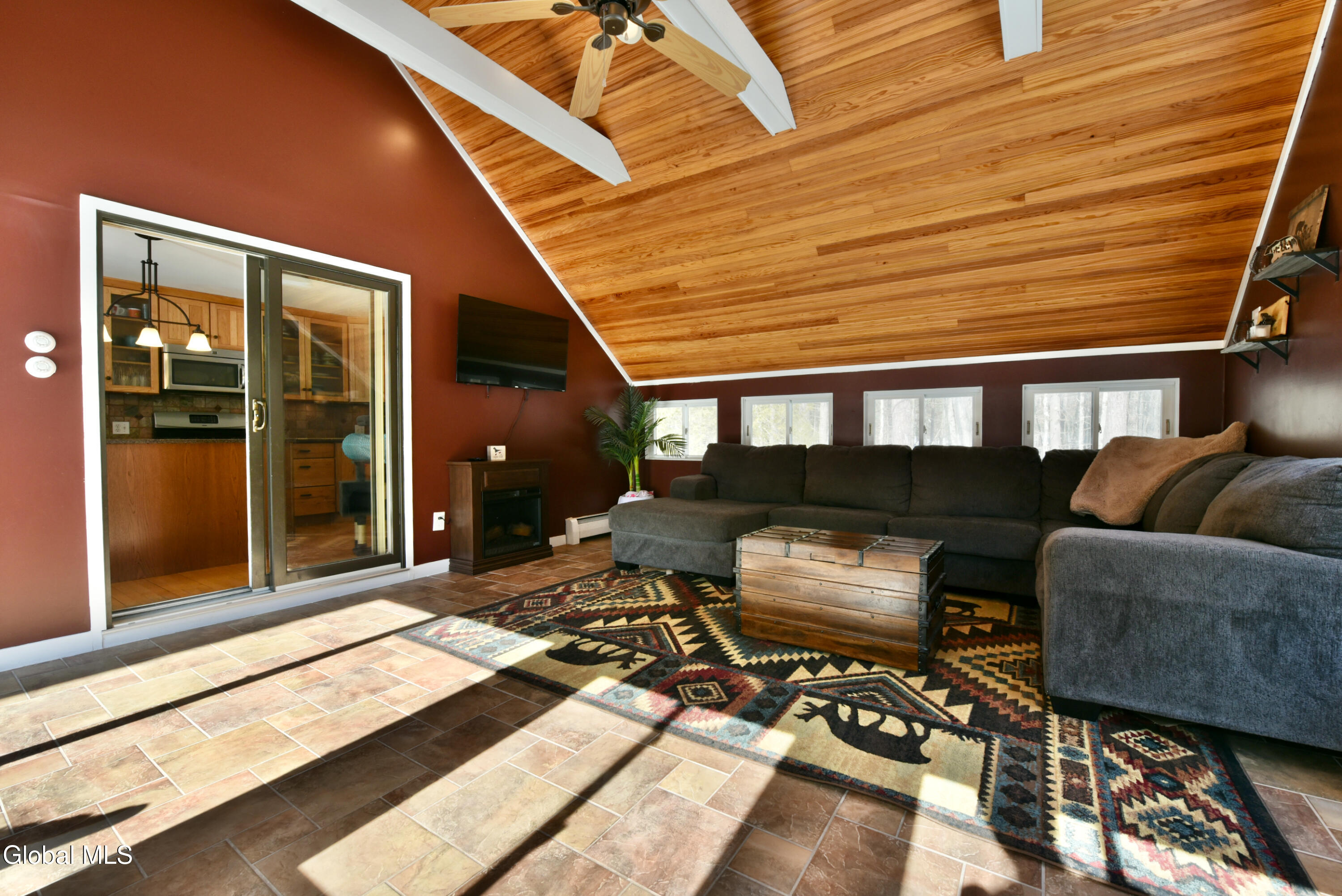 321 Ruggles Road