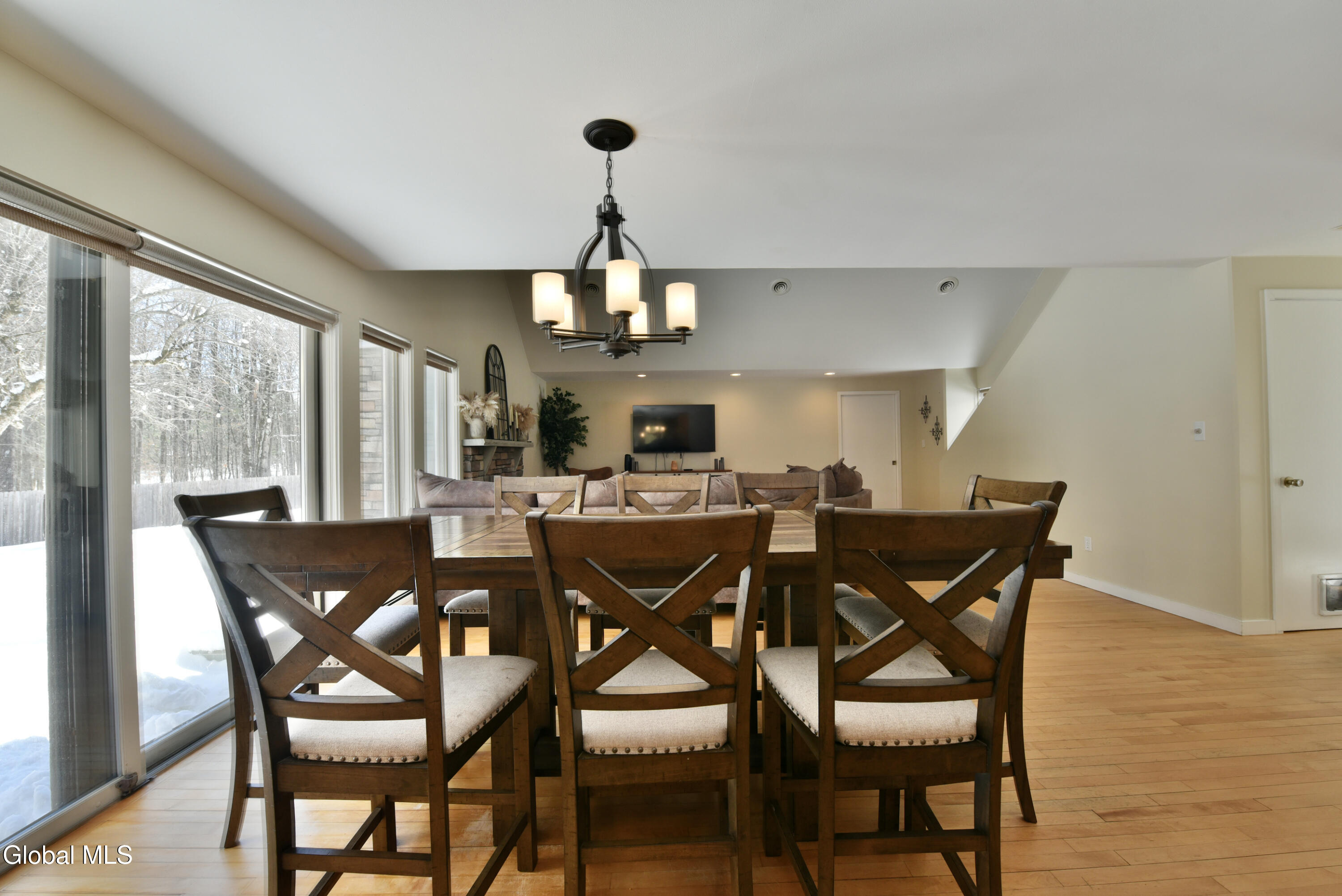 321 Ruggles Road