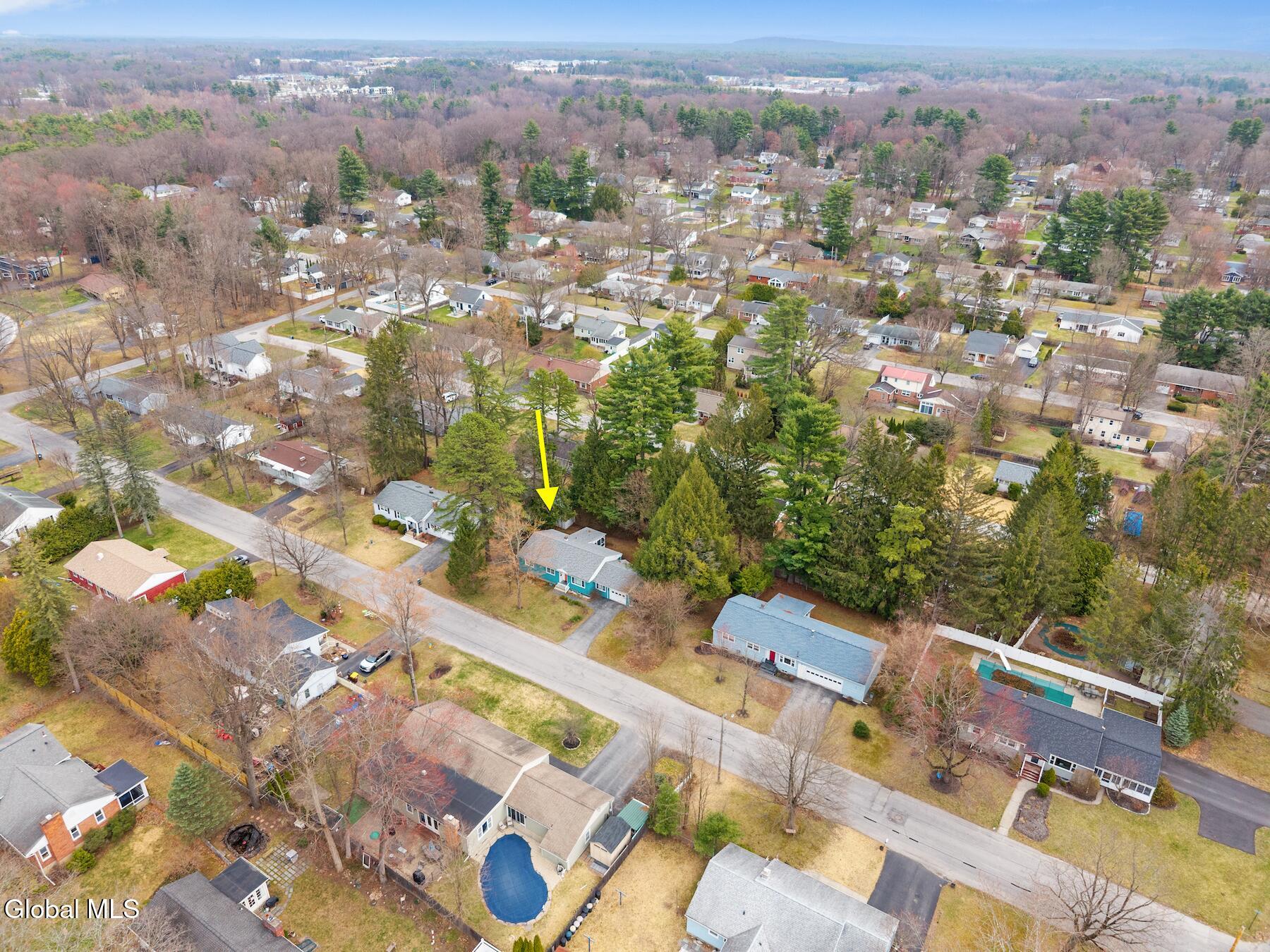 6 Springwood Drive