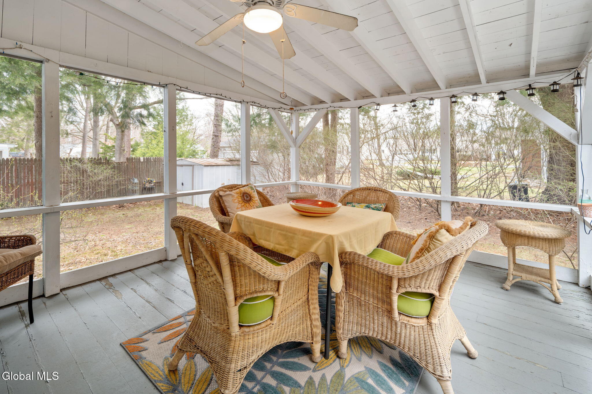 6 Springwood Drive