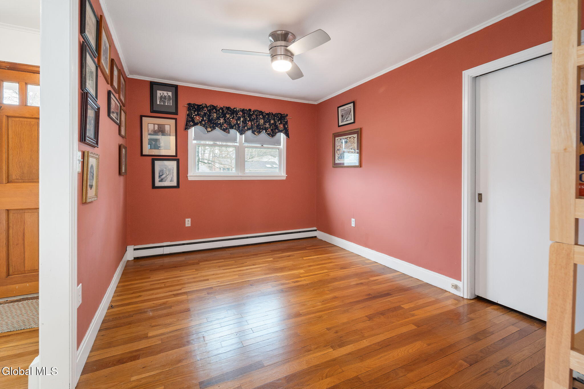 6 Springwood Drive