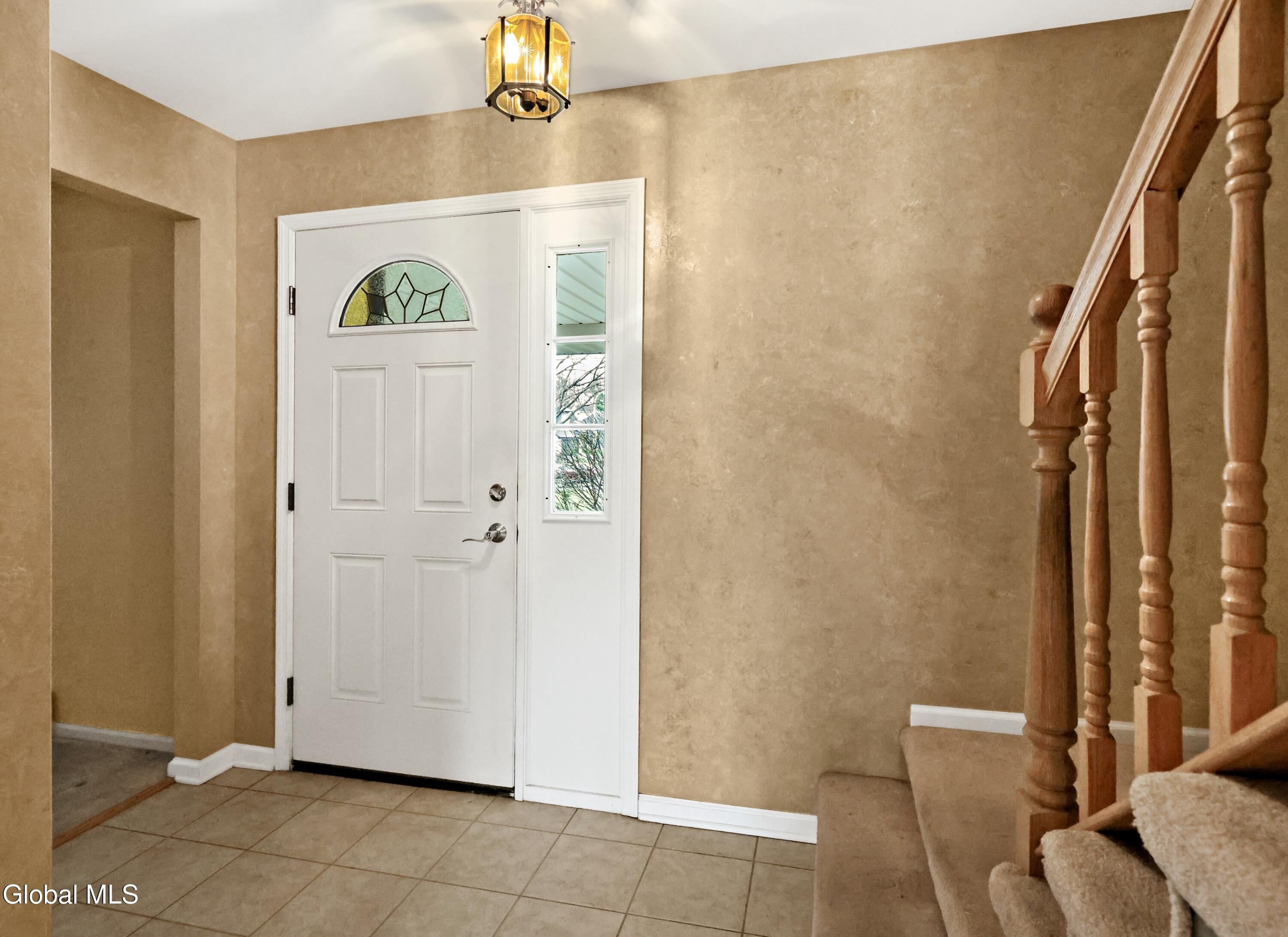 3 W Meadow Drive