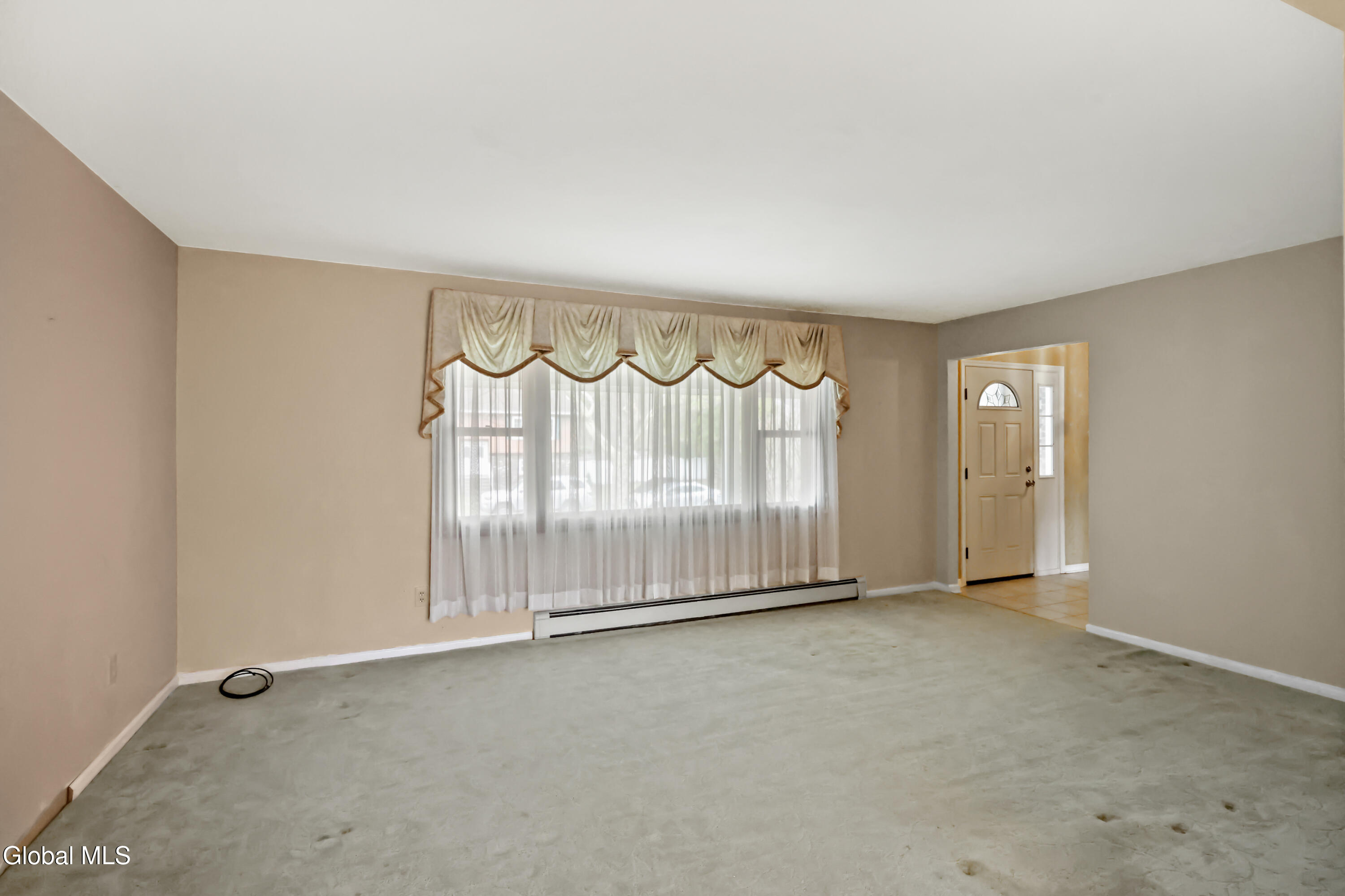 3 W Meadow Drive