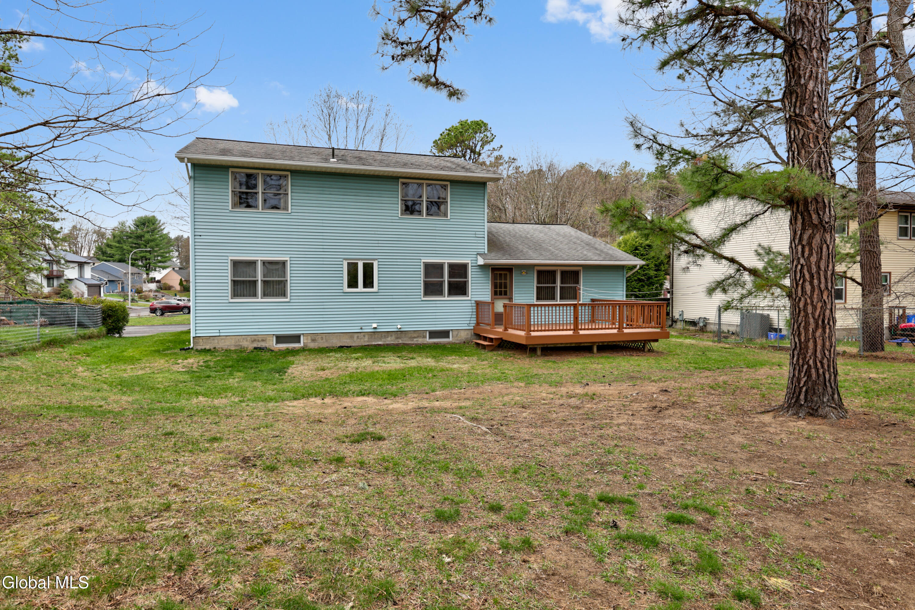 3 W Meadow Drive