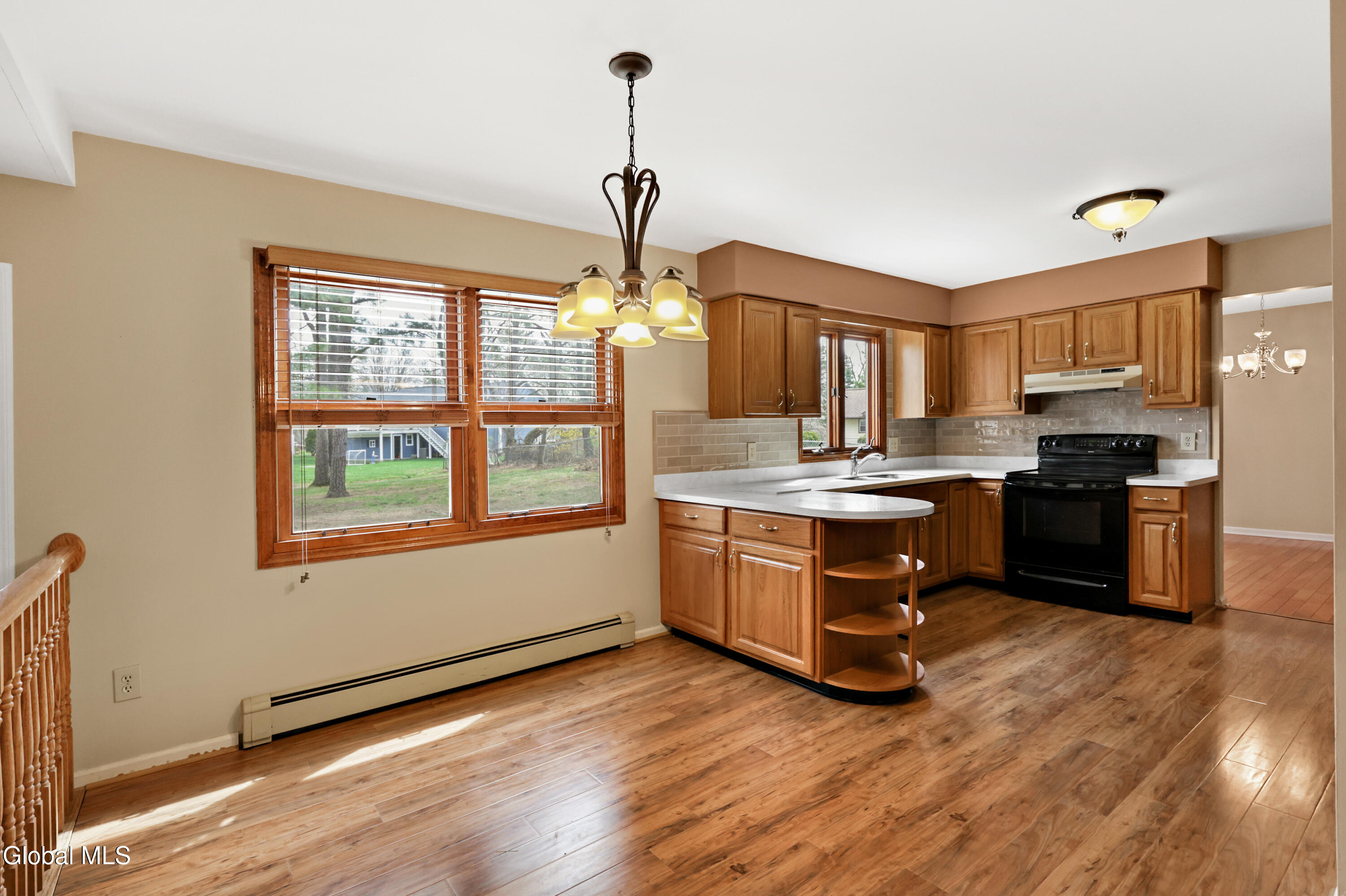 3 W Meadow Drive