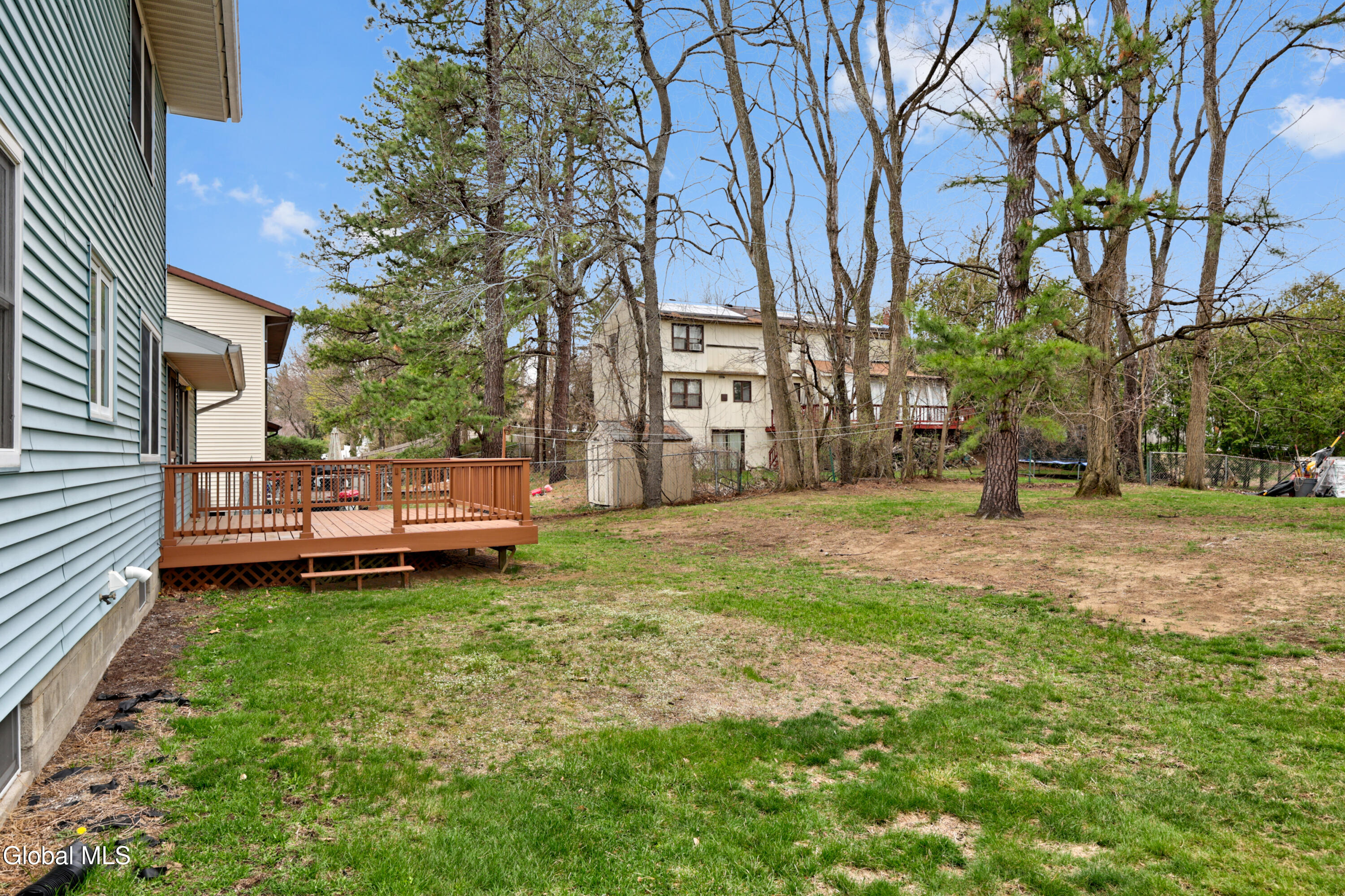 3 W Meadow Drive