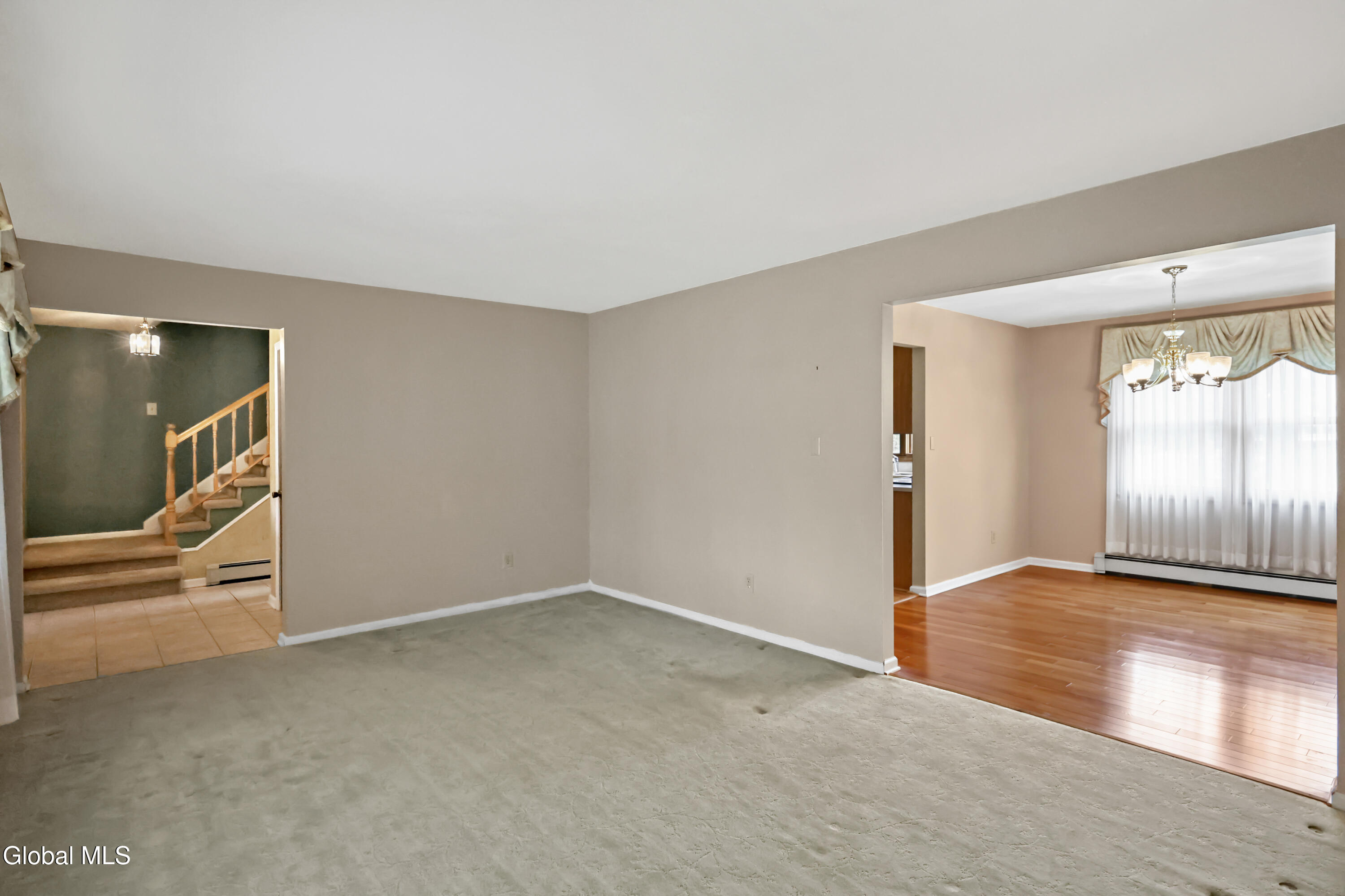 3 W Meadow Drive