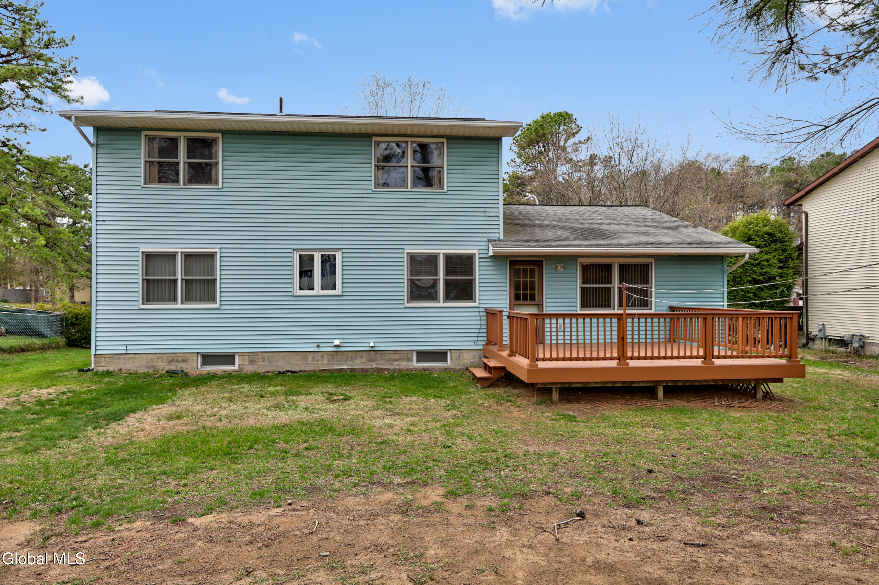3 W Meadow Drive