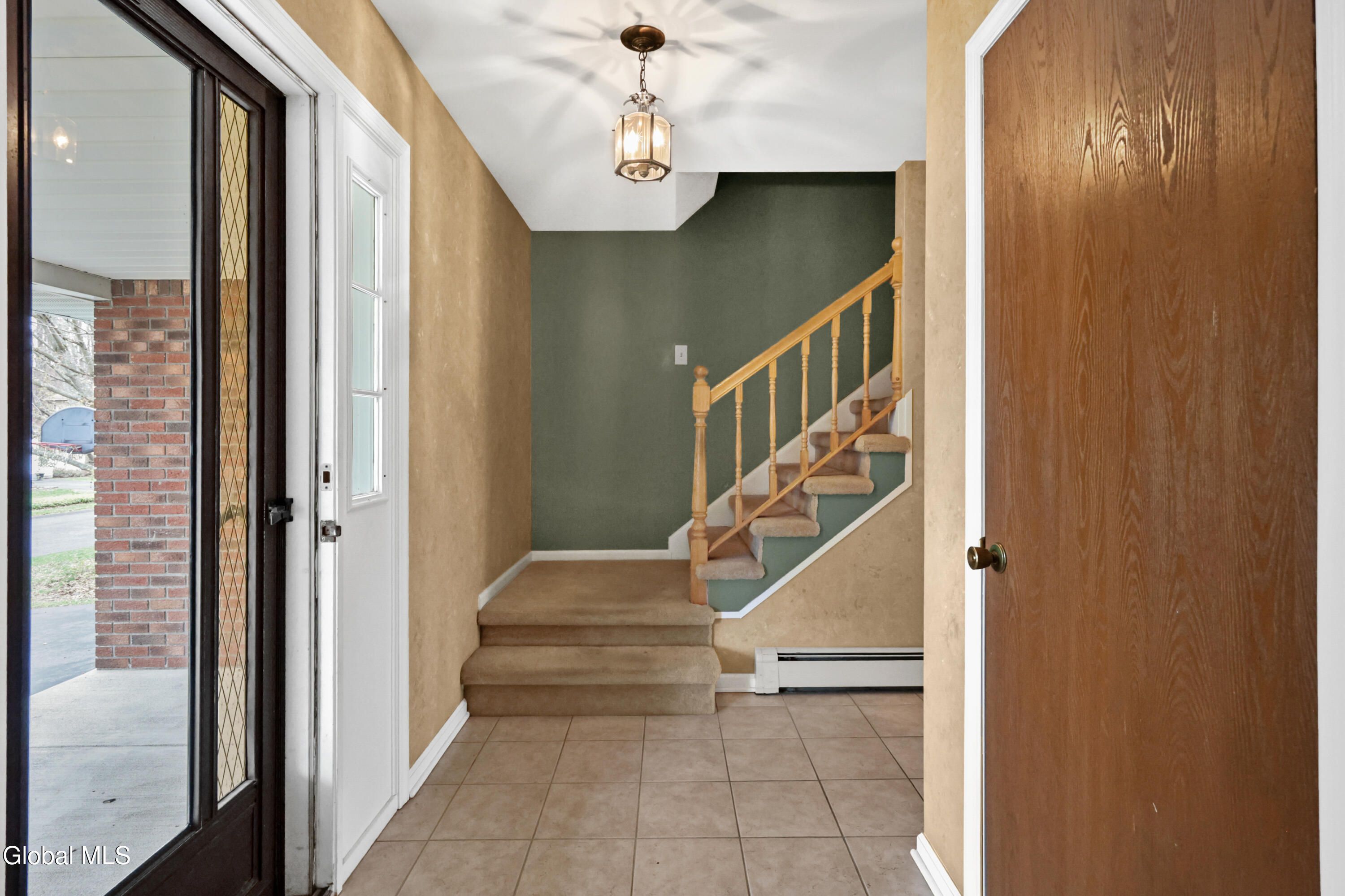 3 W Meadow Drive