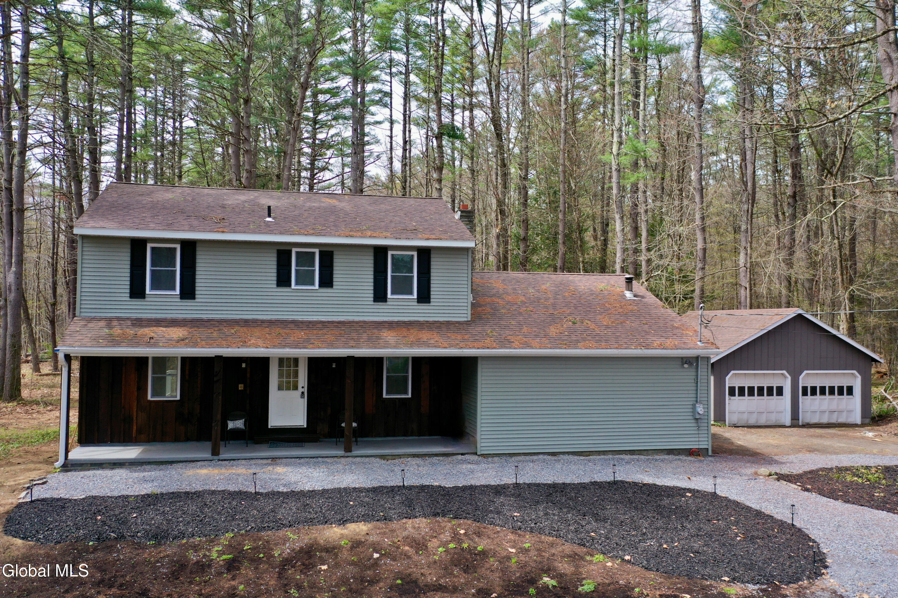 1011 Middleline Road