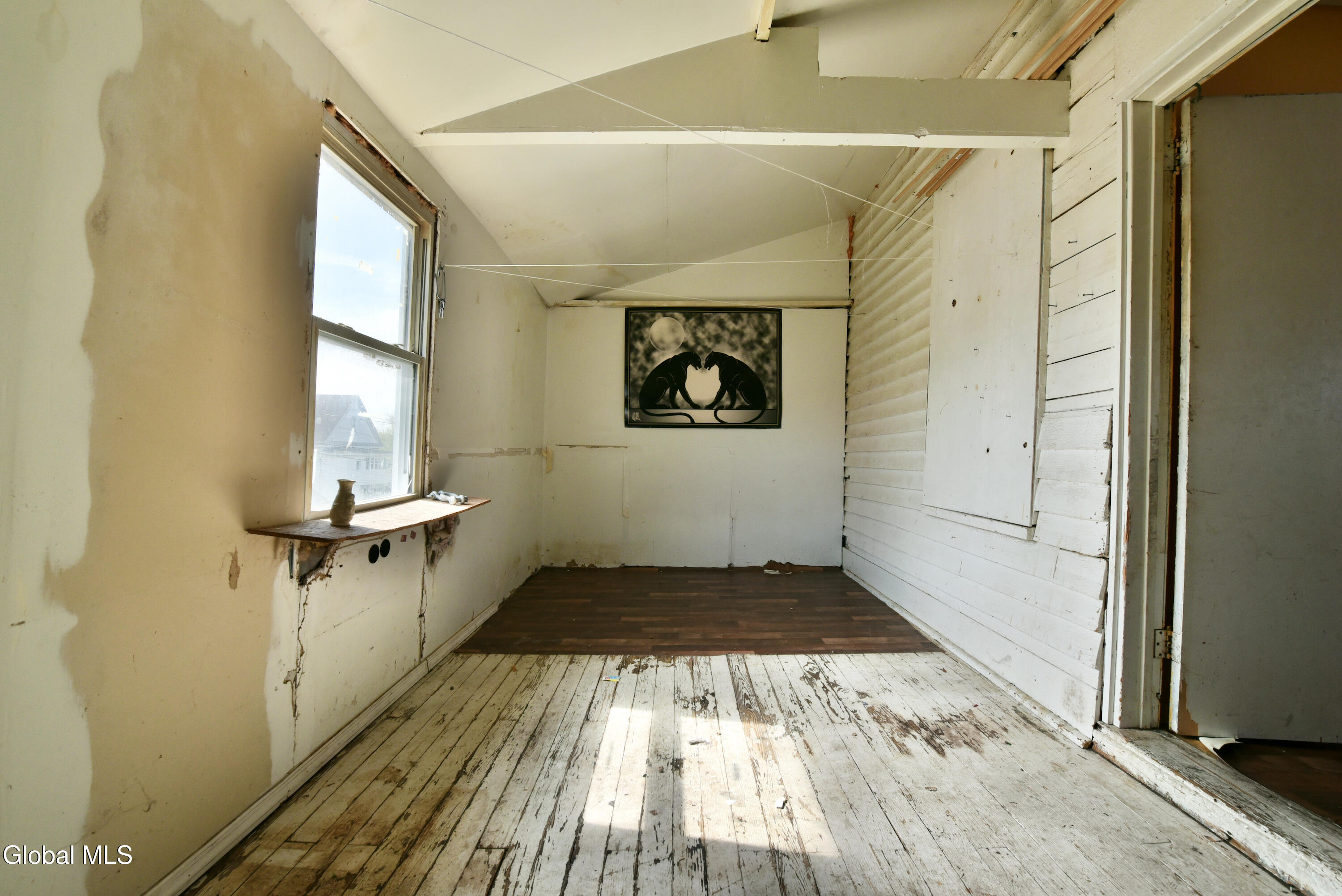 203 Brookside Avenue