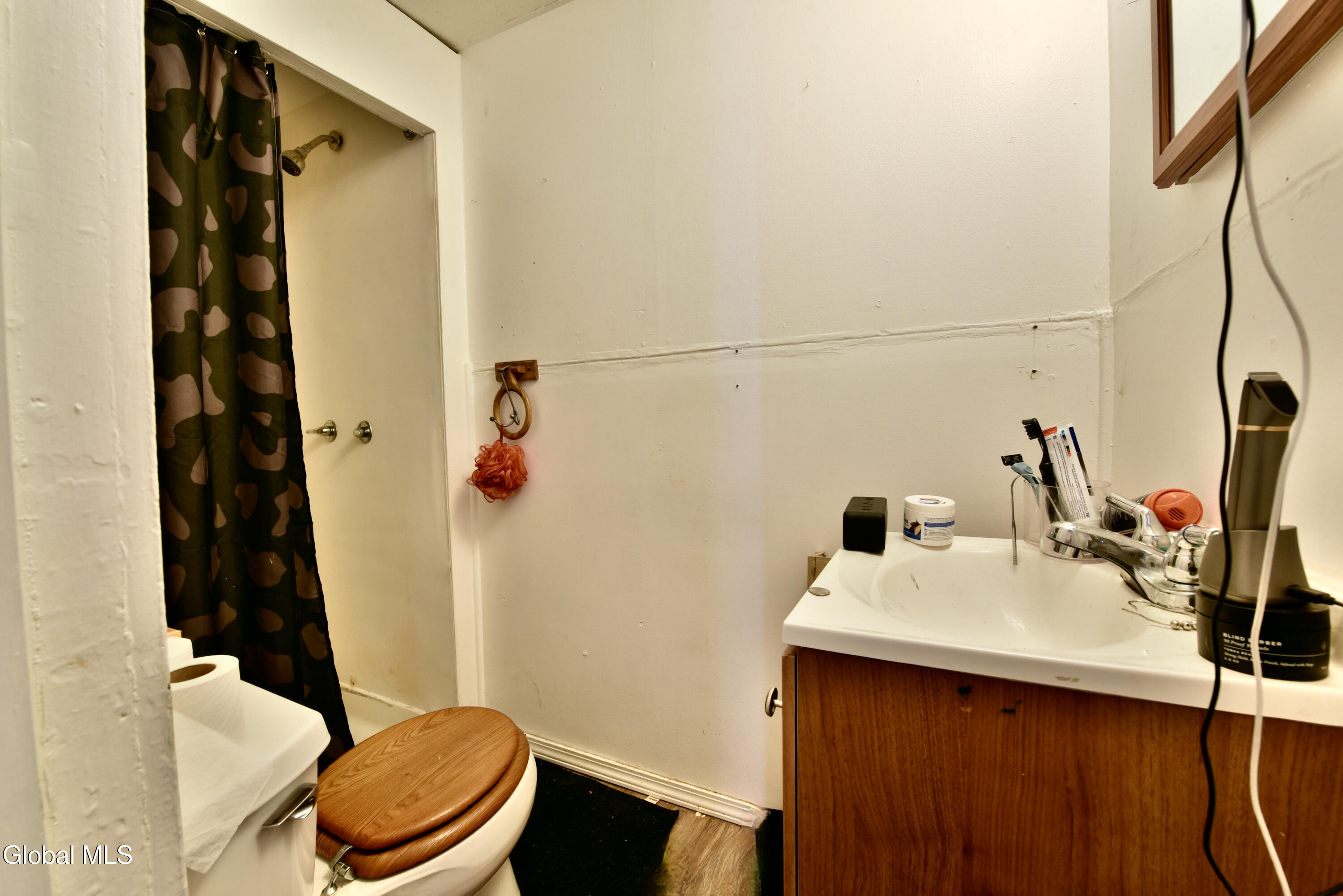 203 Brookside Avenue