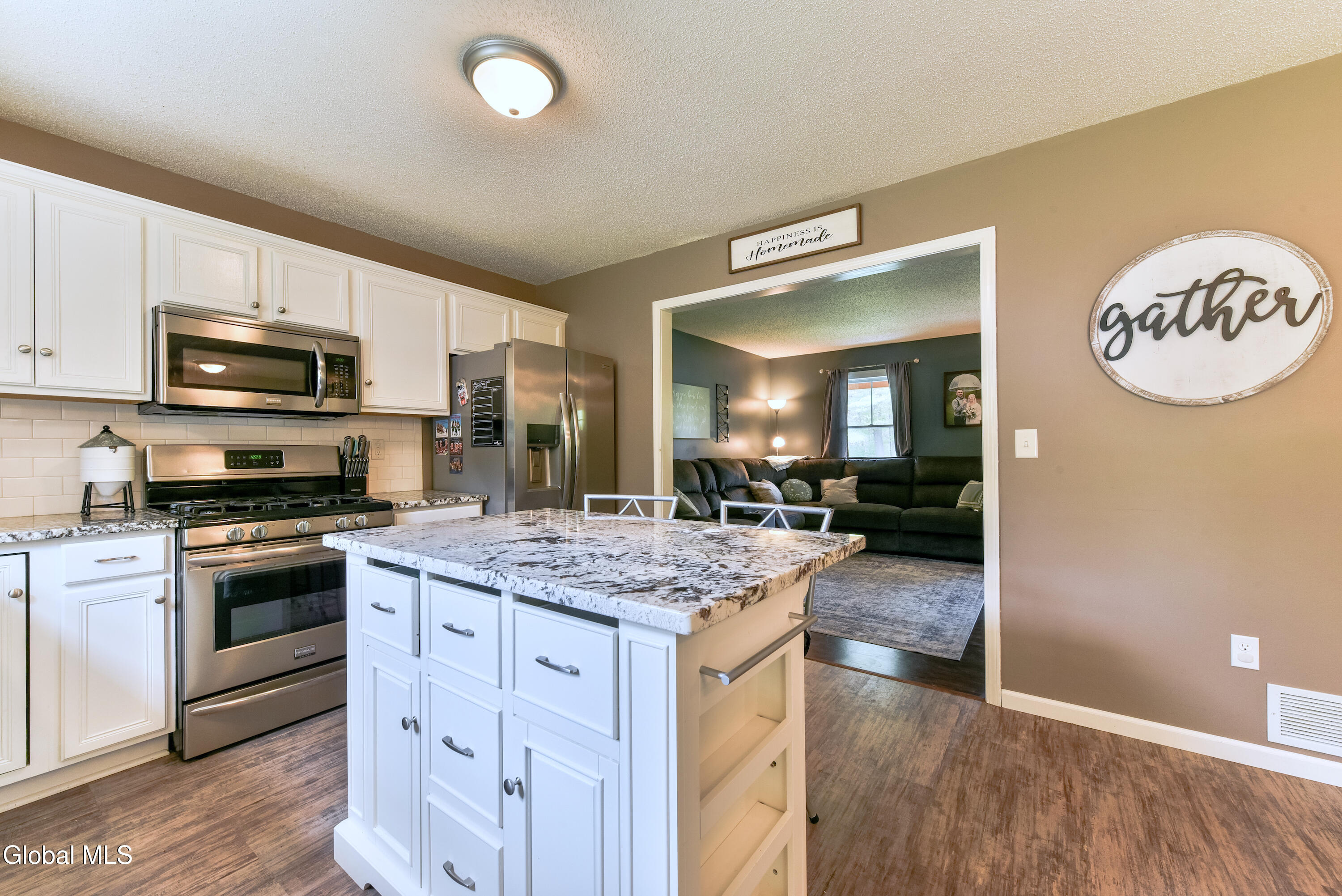 206 Lisa Drive