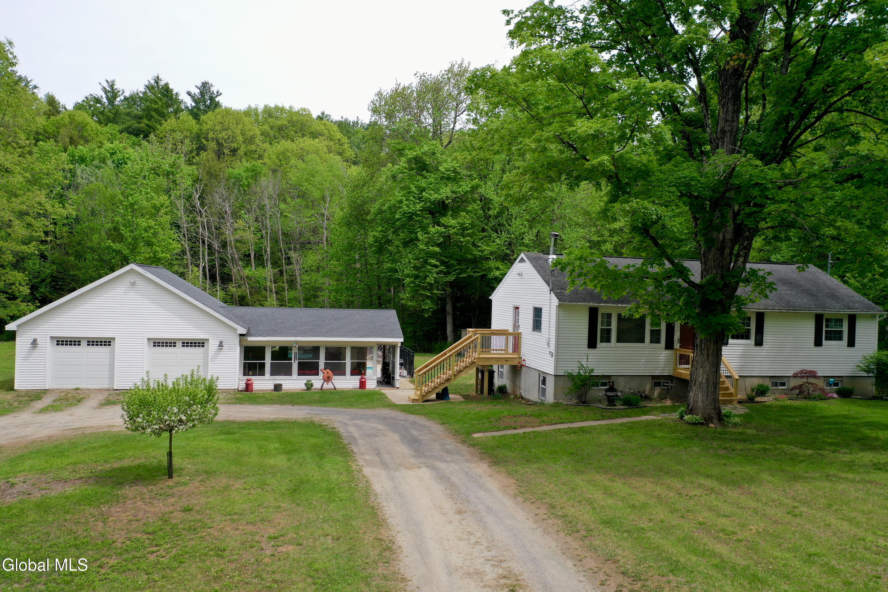 5764 Lake Road