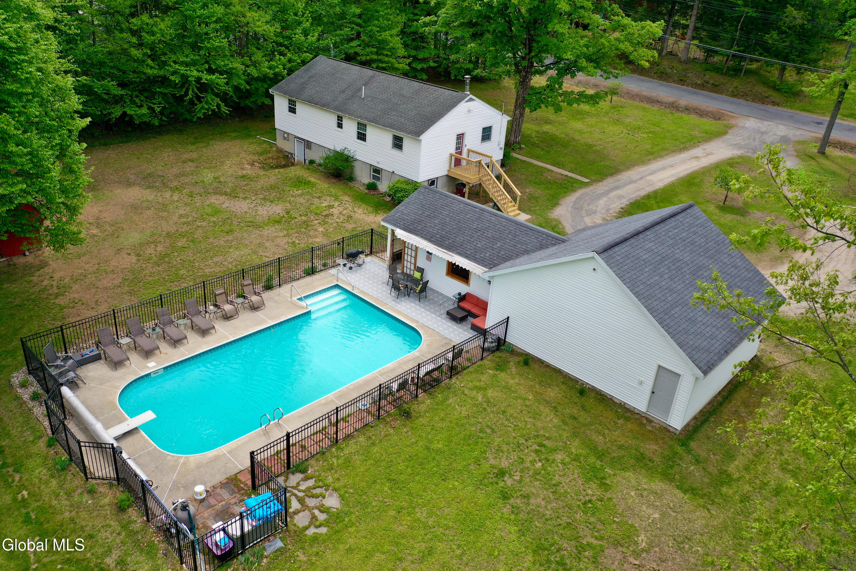 5764 Lake Road
