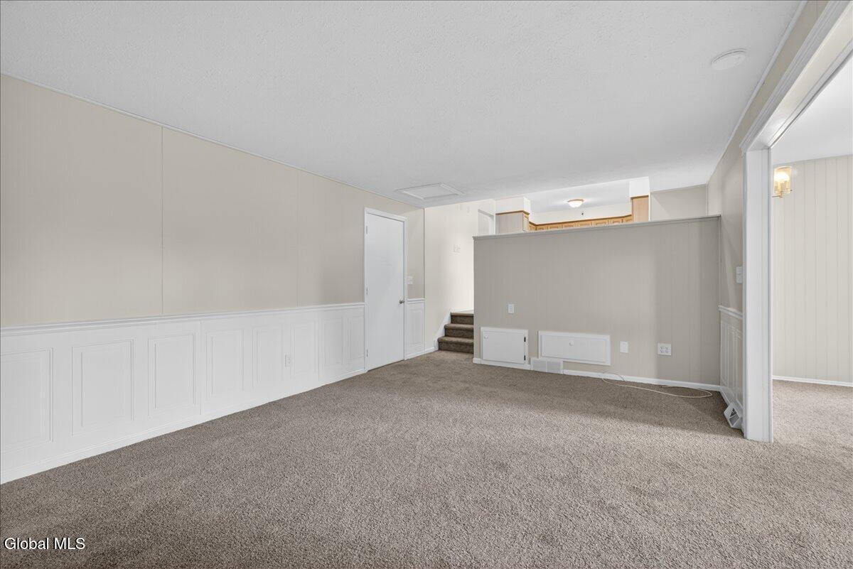 12 Winifred Drive