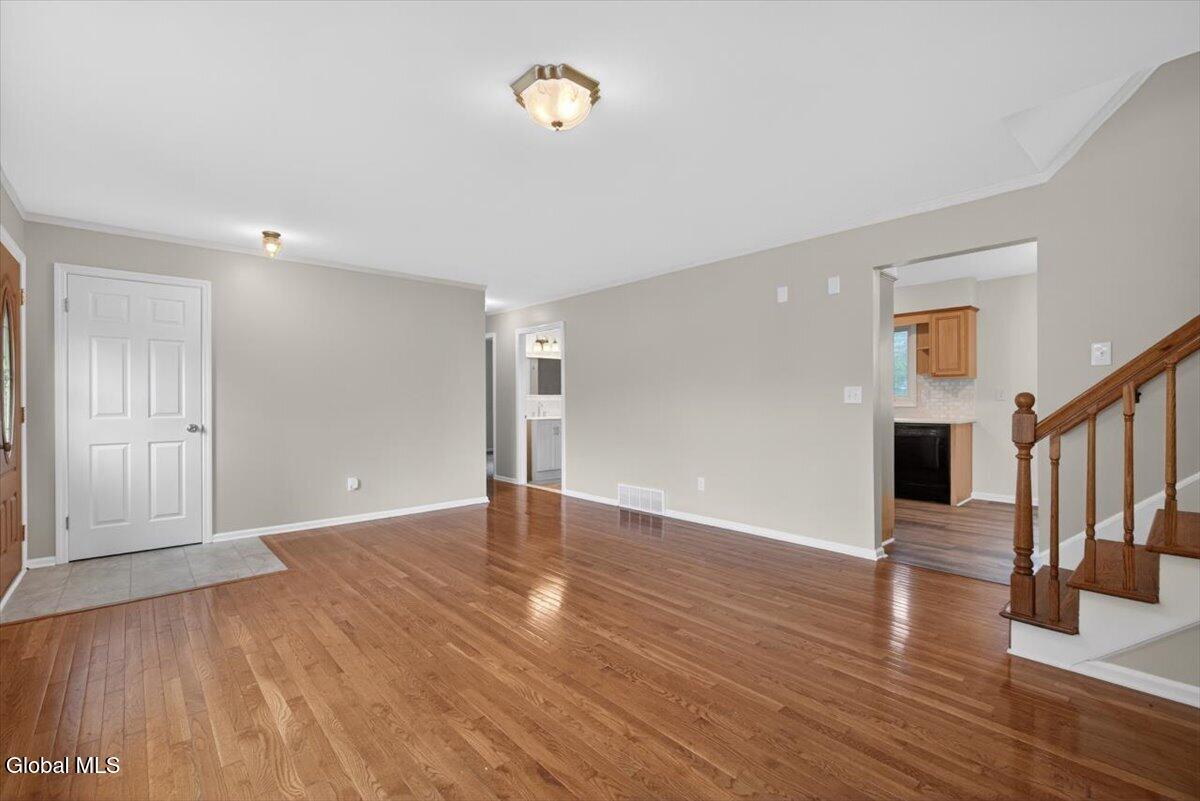 12 Winifred Drive