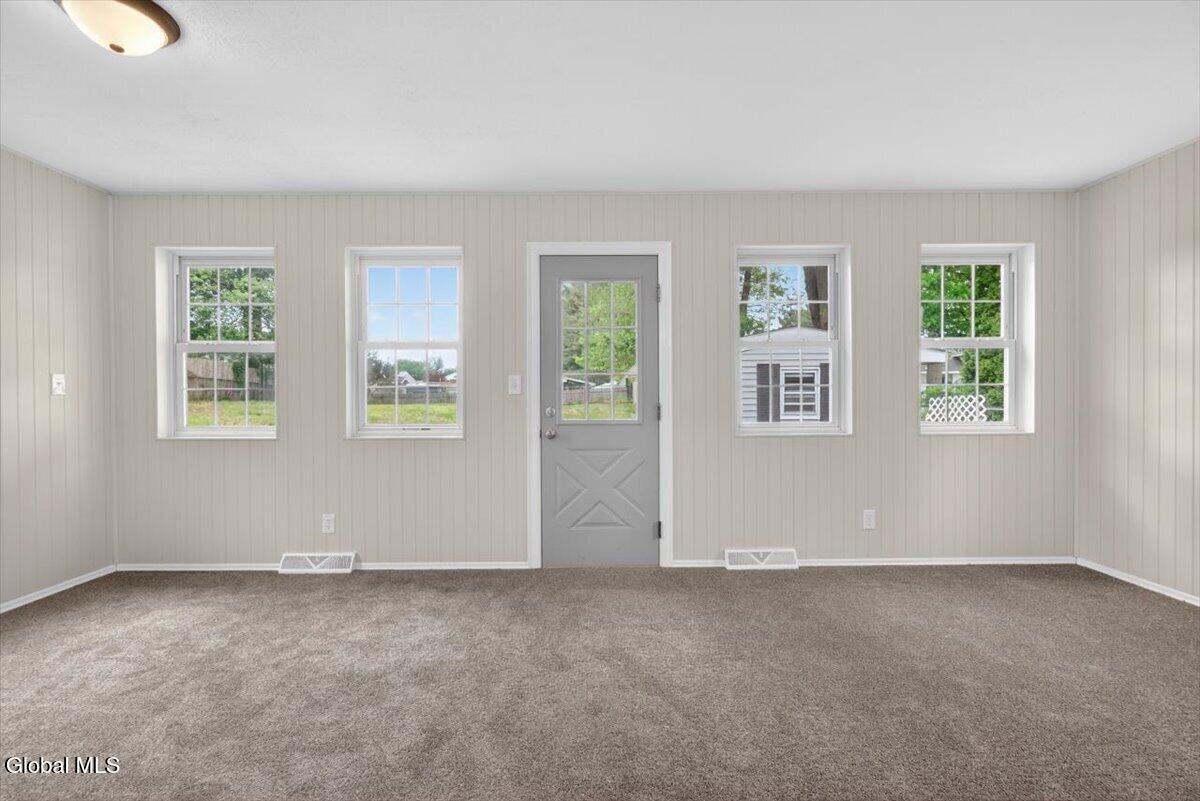 12 Winifred Drive