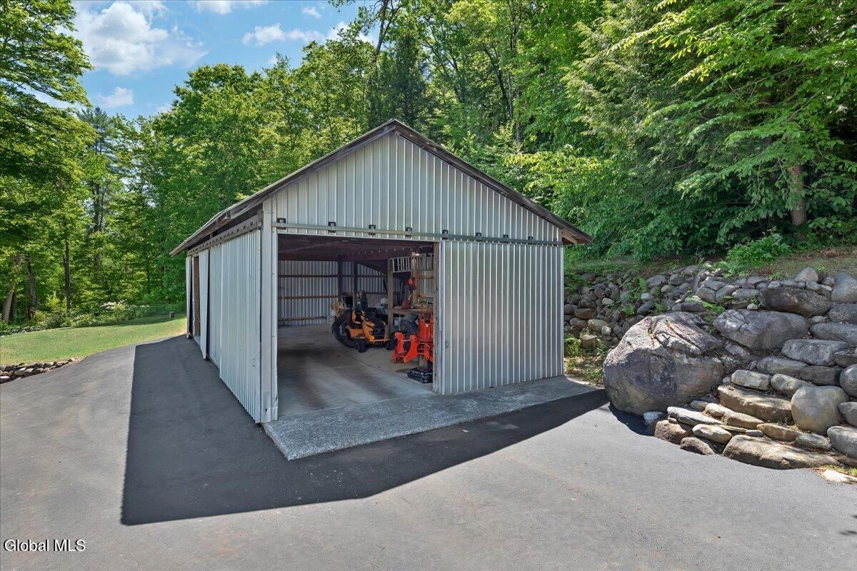 525 Crook's Grove Road