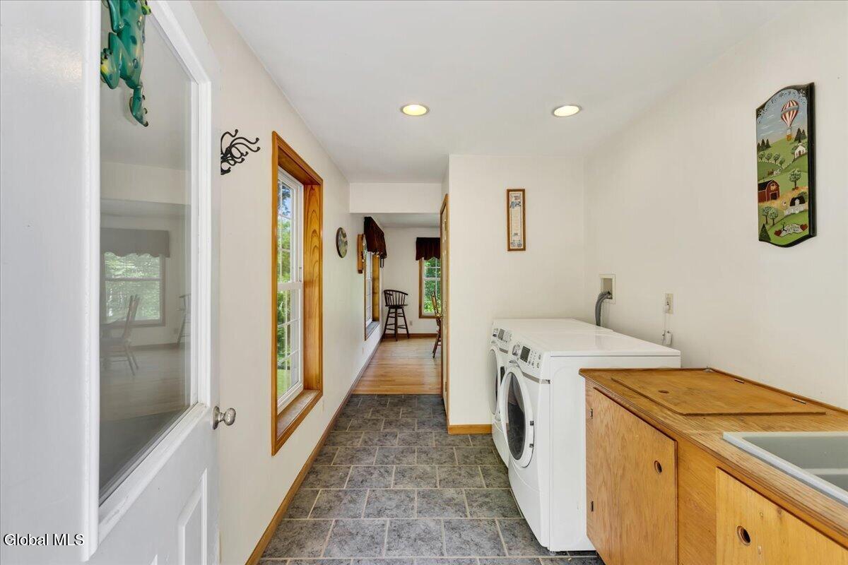 525 Crook's Grove Road