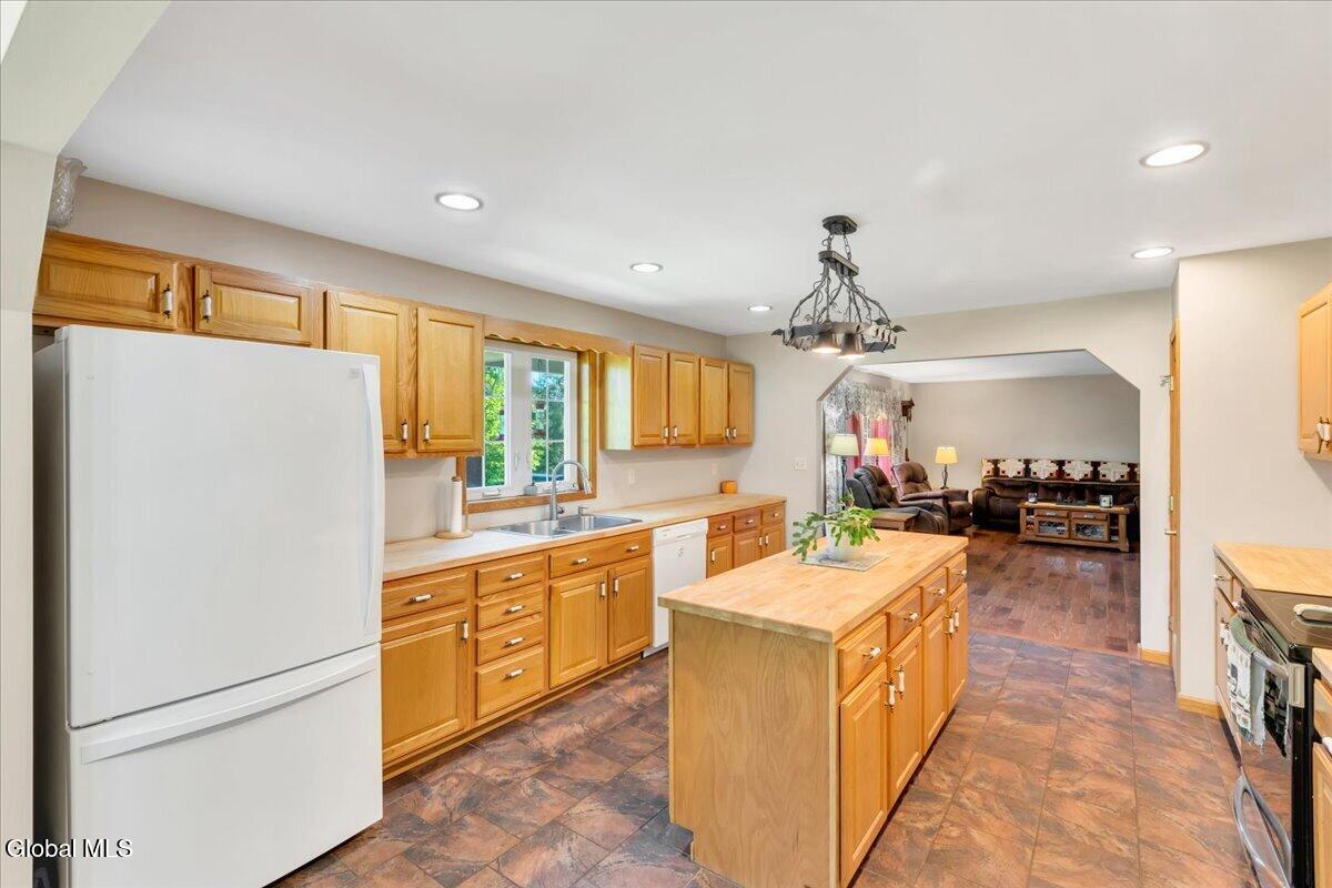 525 Crook's Grove Road